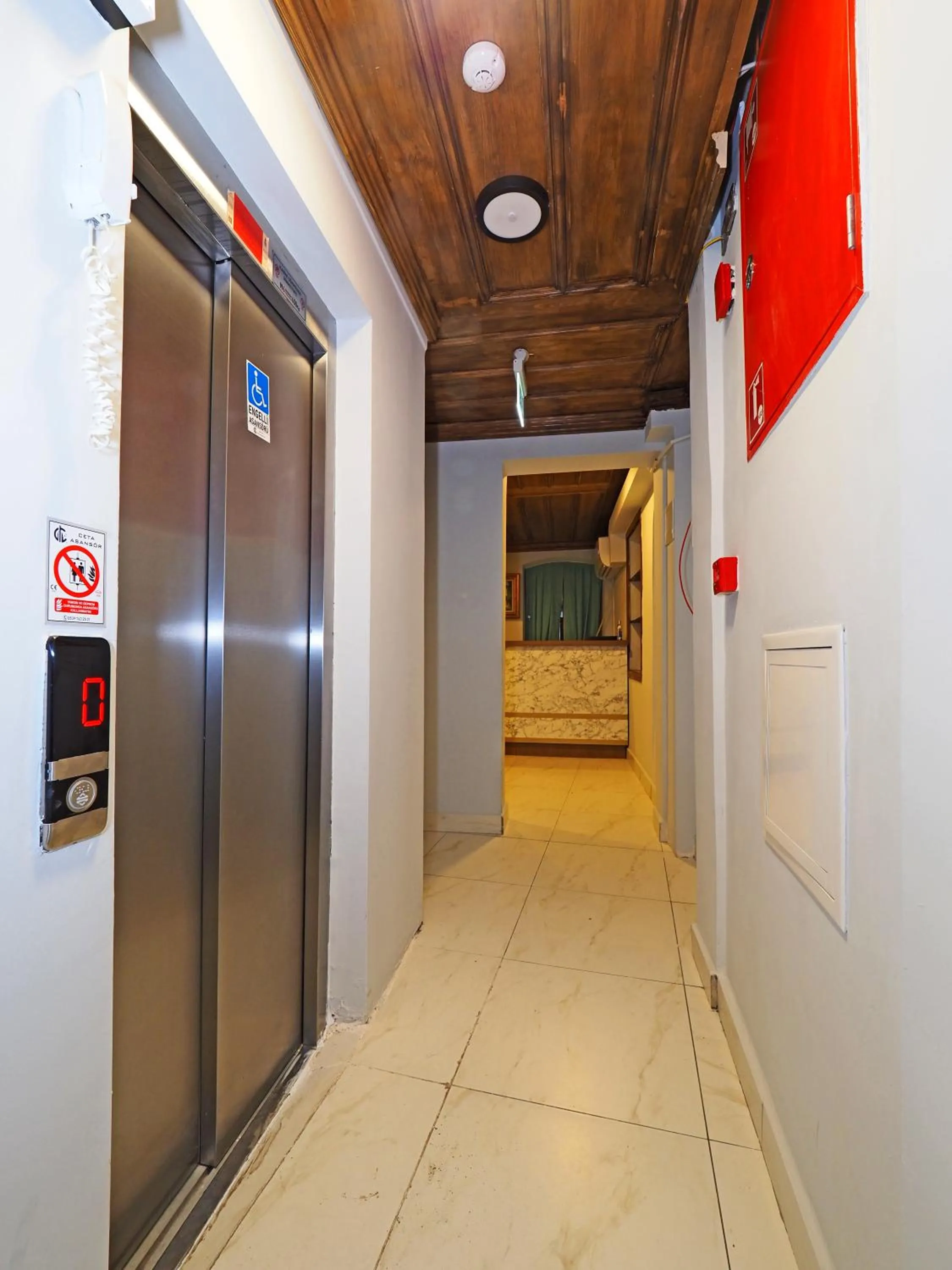 elevator in Taksim Estane Butik Otel