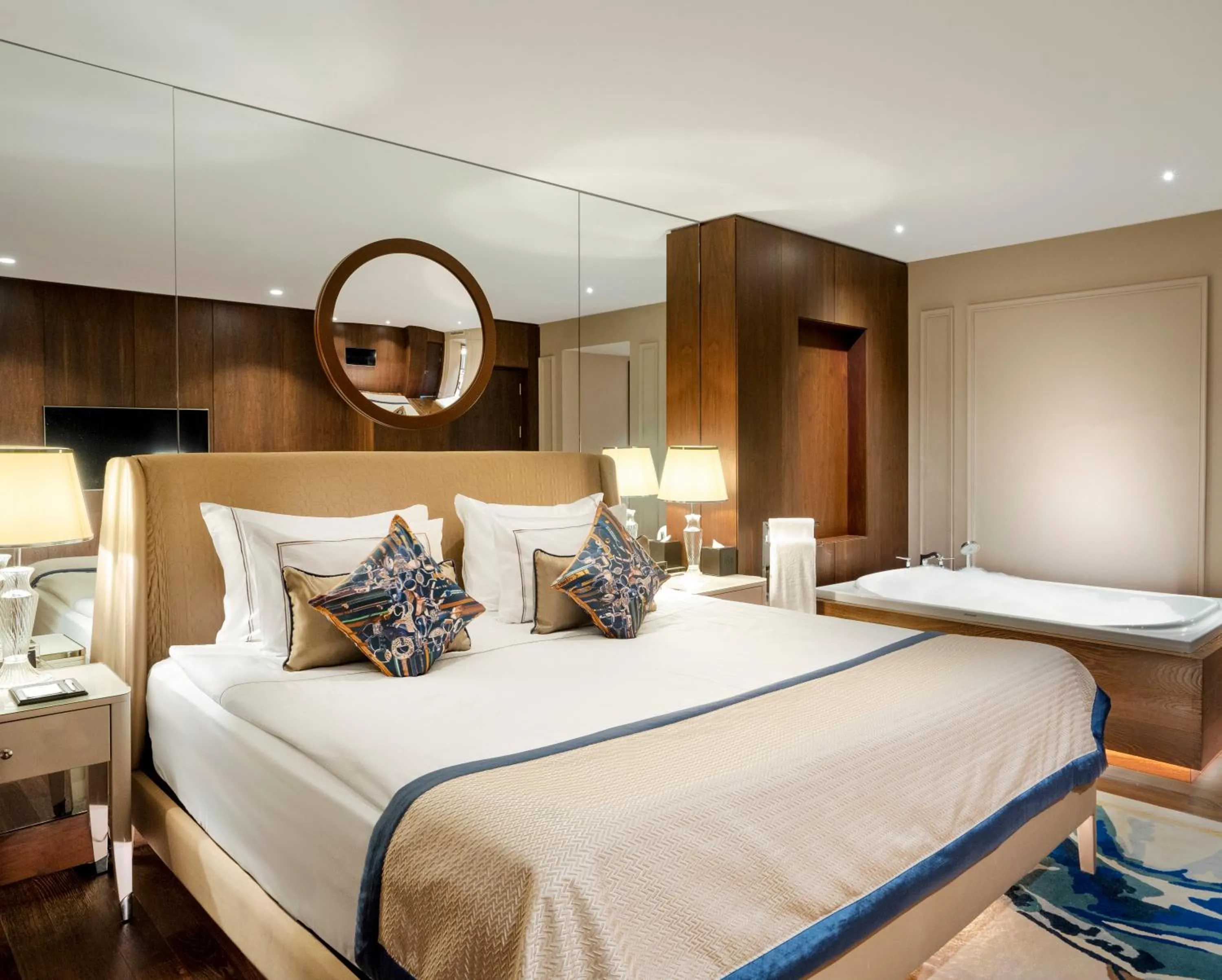 Bed in Kaya Palazzo Resort & Casino