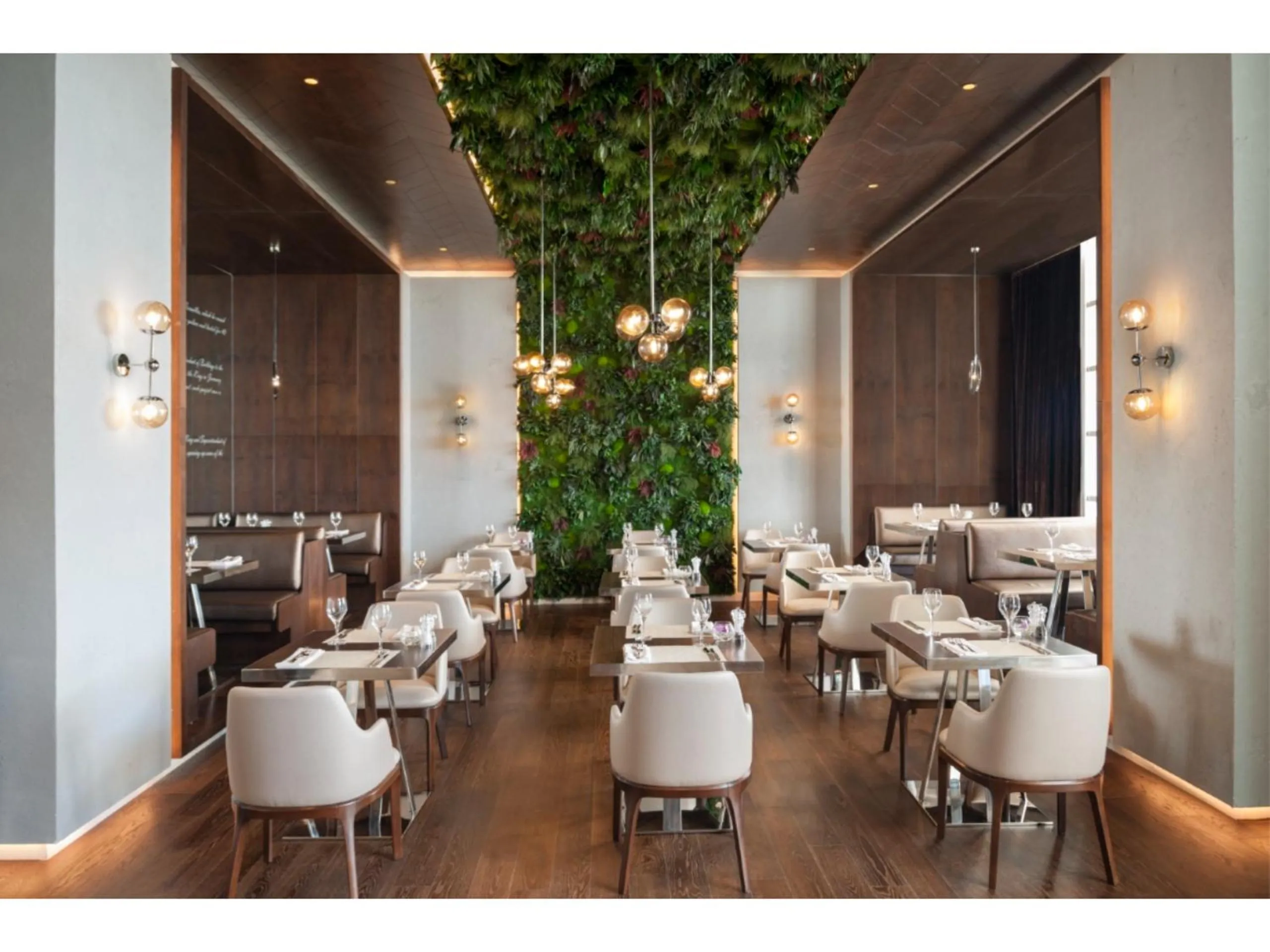 Restaurant/places to eat in Kaya Palazzo Resort & Casino