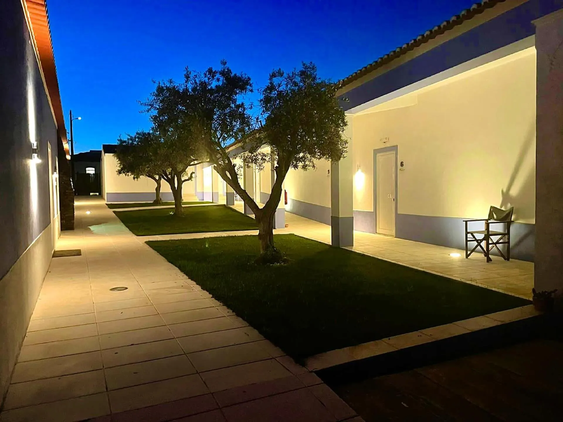 Property building in Monte dos Poços