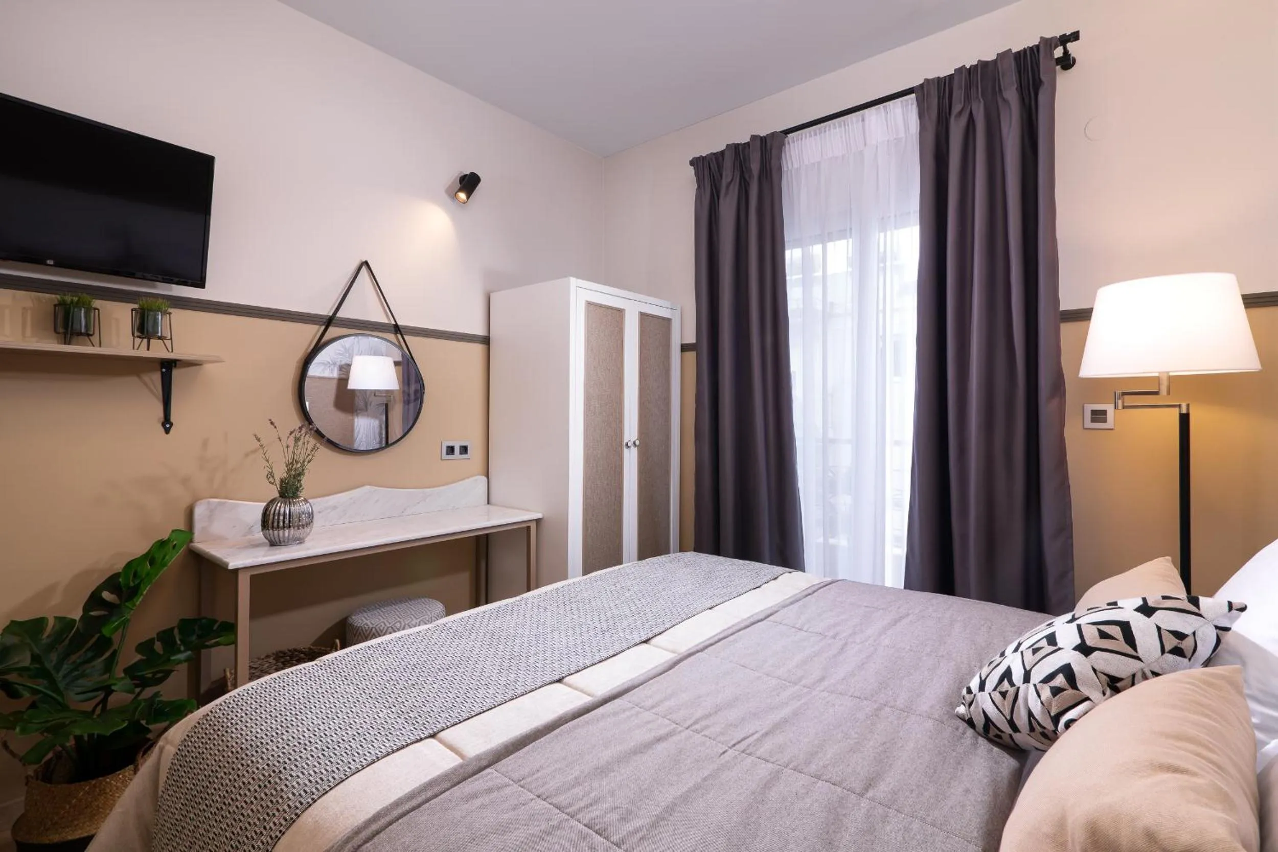 Photo of the whole room, Bed in ELLE Rooms & Suites