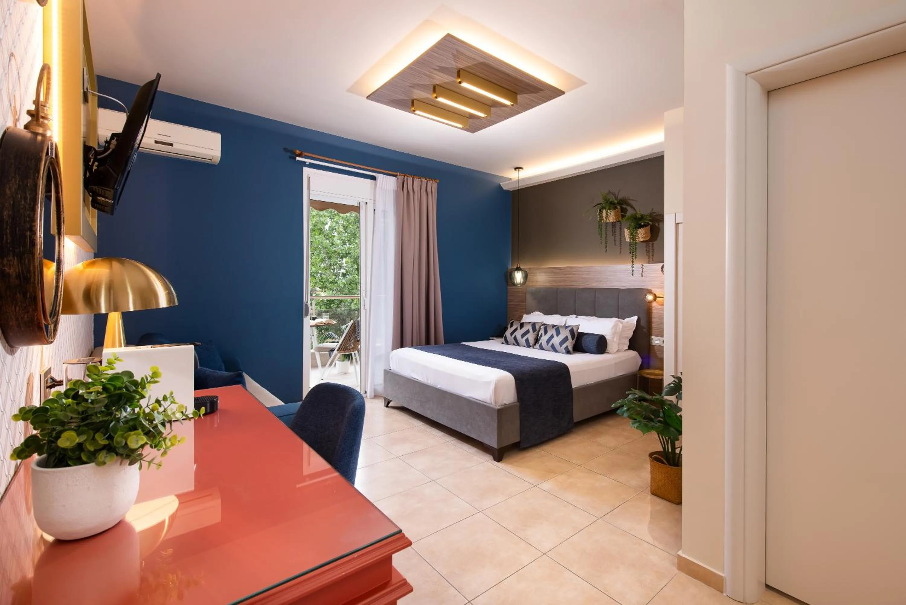 Photo of the whole room, Bed in ELLE Rooms & Suites