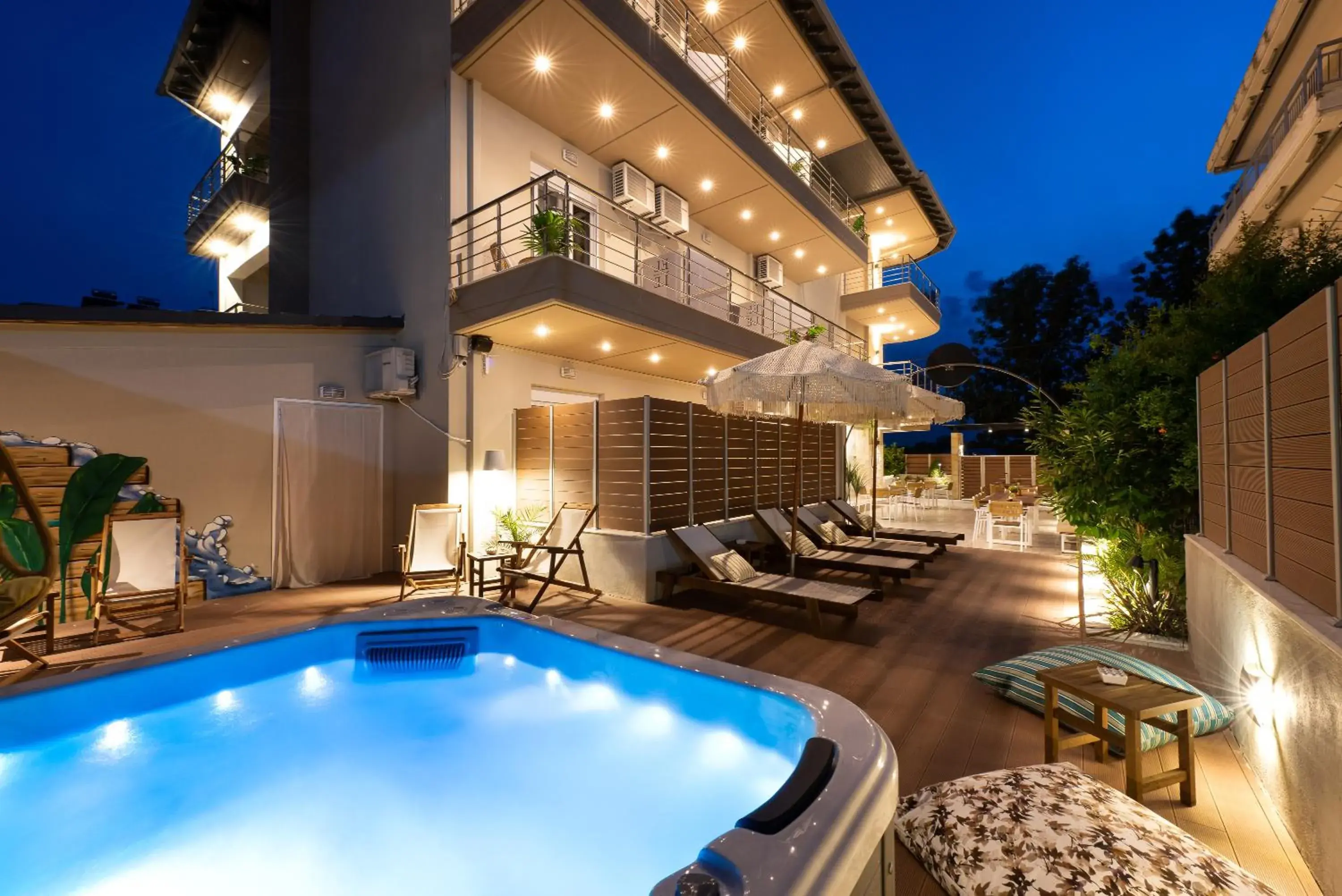 ELLE Rooms & Suites ELLE Rooms & Suites