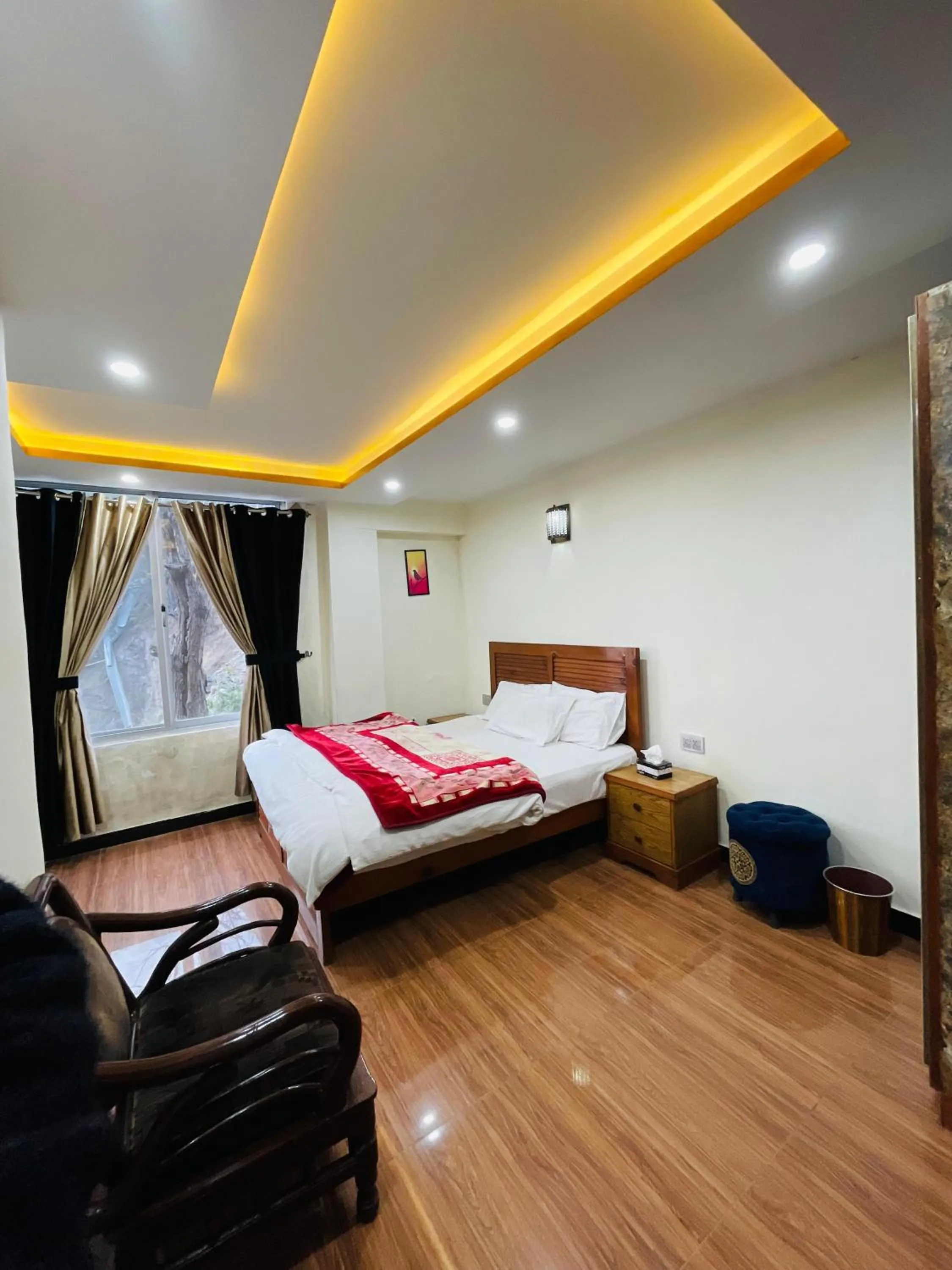 VIP, Bed in Paradise View Hotel & Restaurant