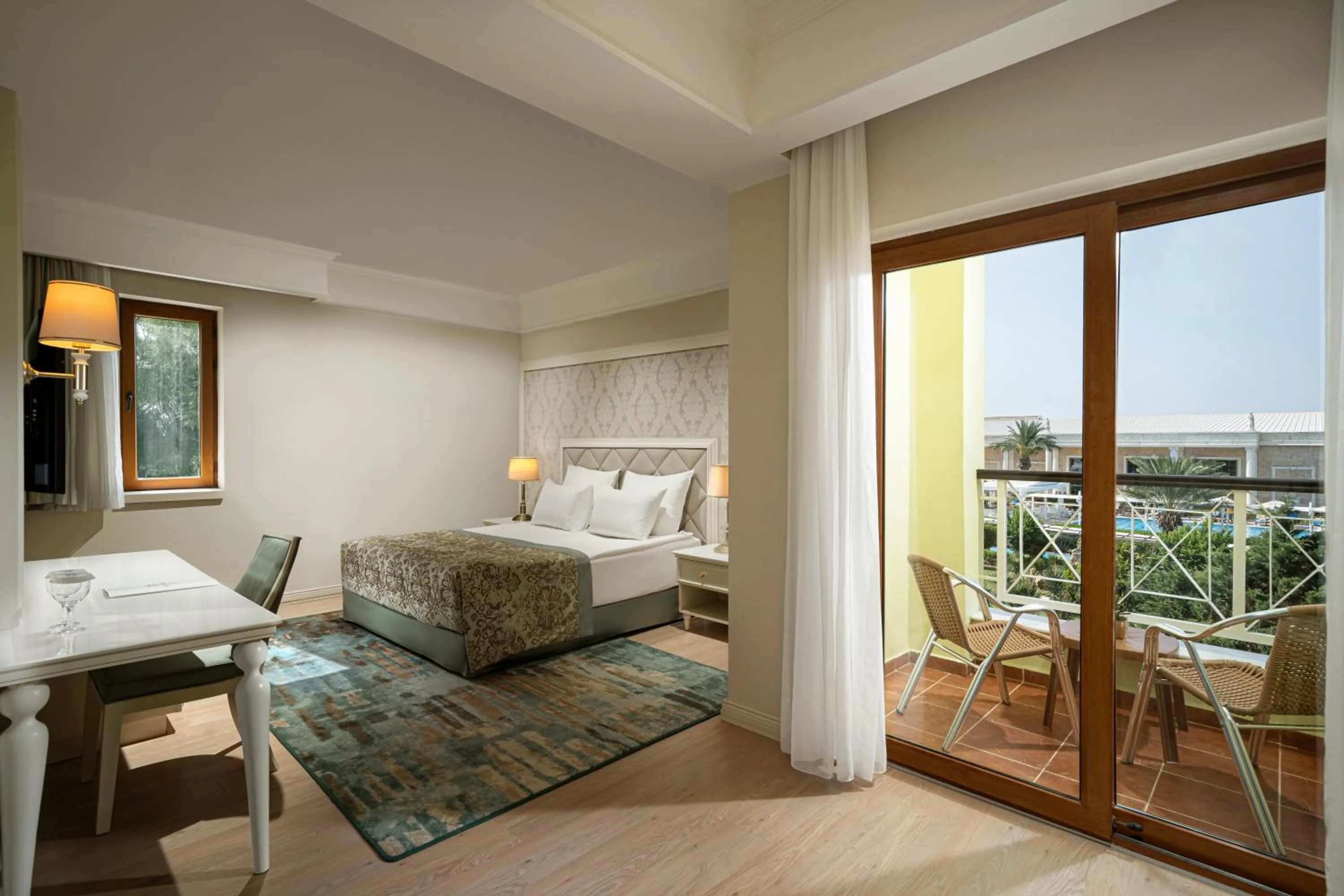 Bed in Kaya Artemis Resort & Casino