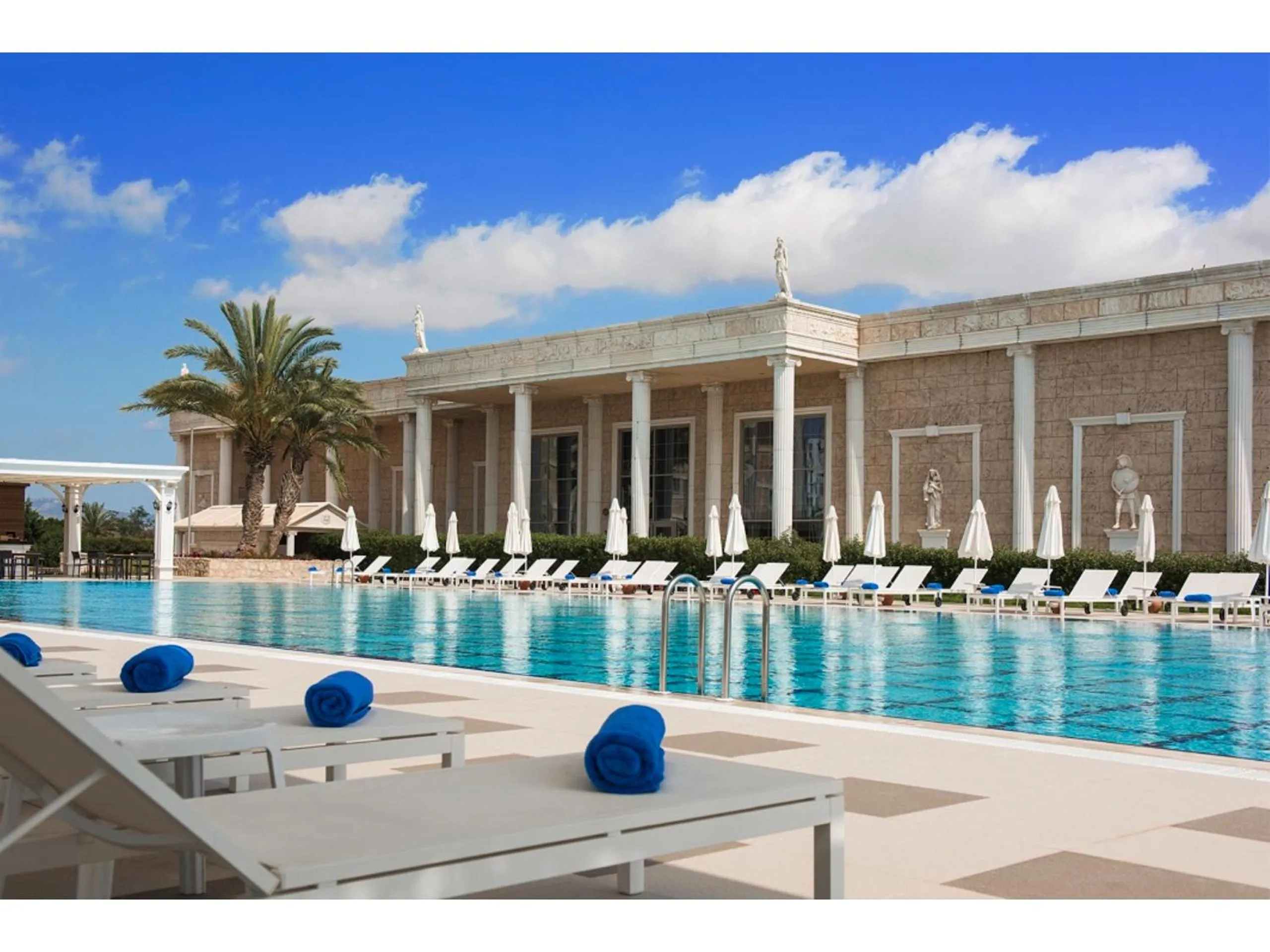 Kaya Artemis Resort & Casino