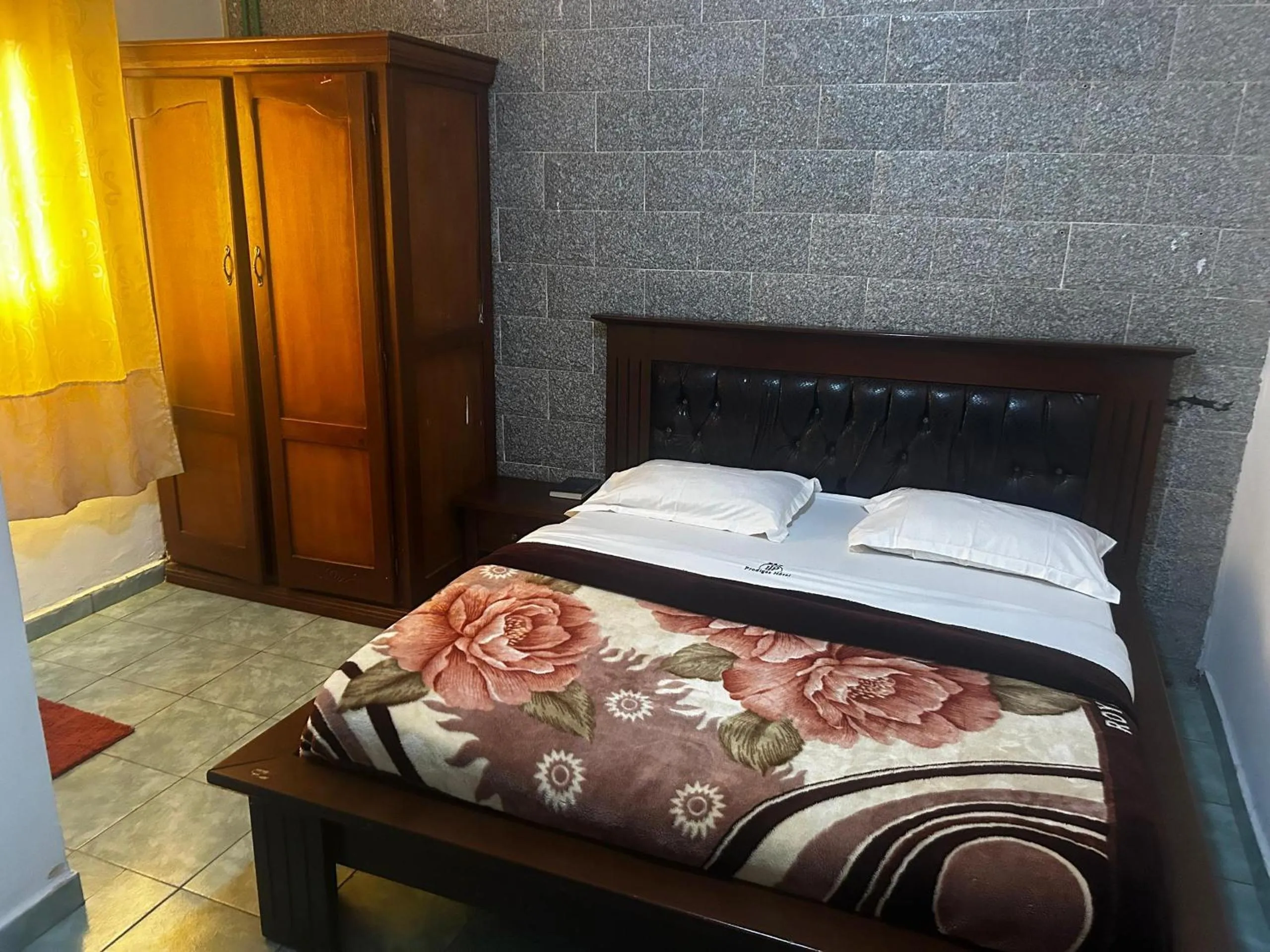 Bed in Prodiges Hôtel