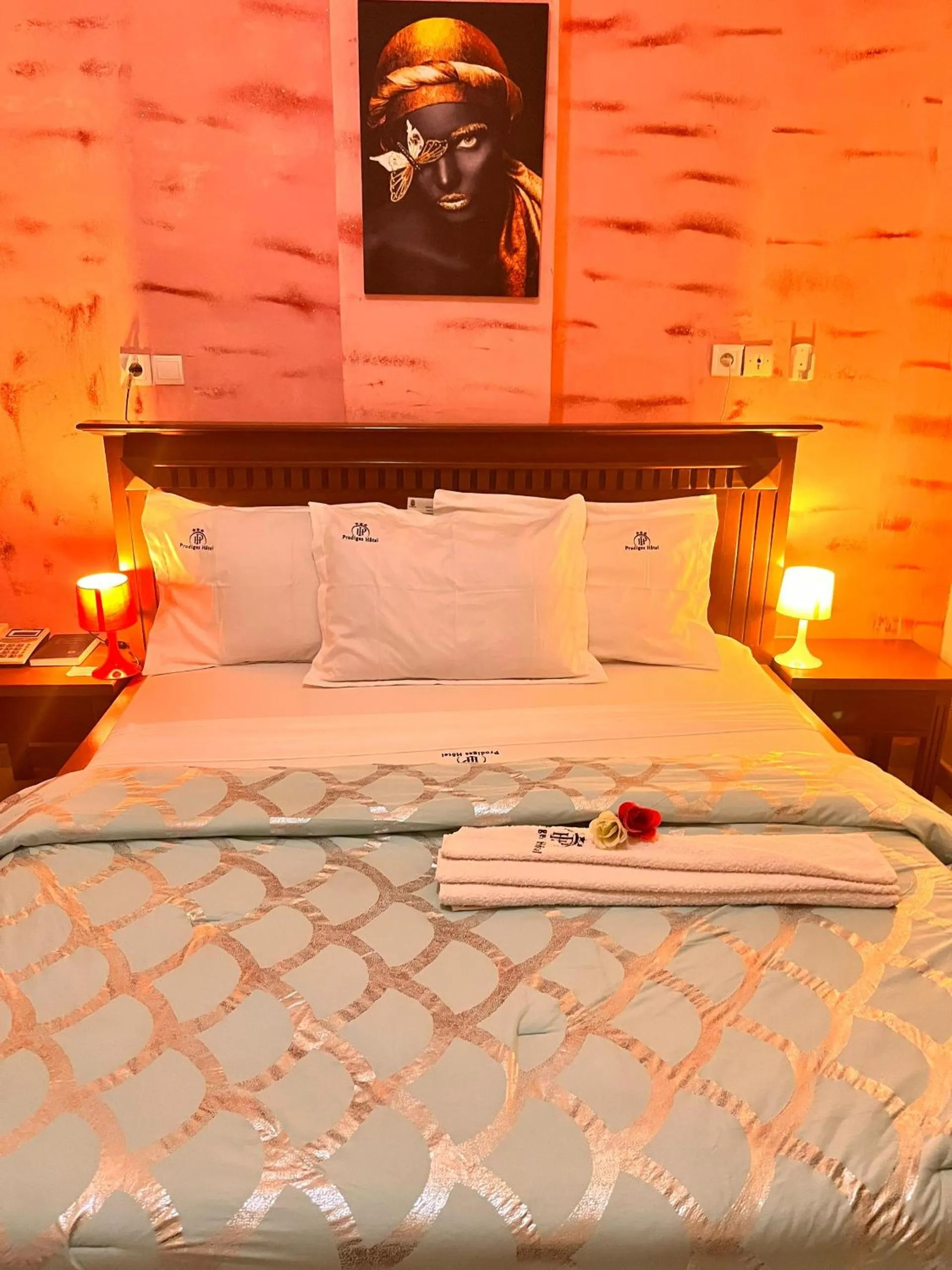 Bed in Prodiges Hôtel