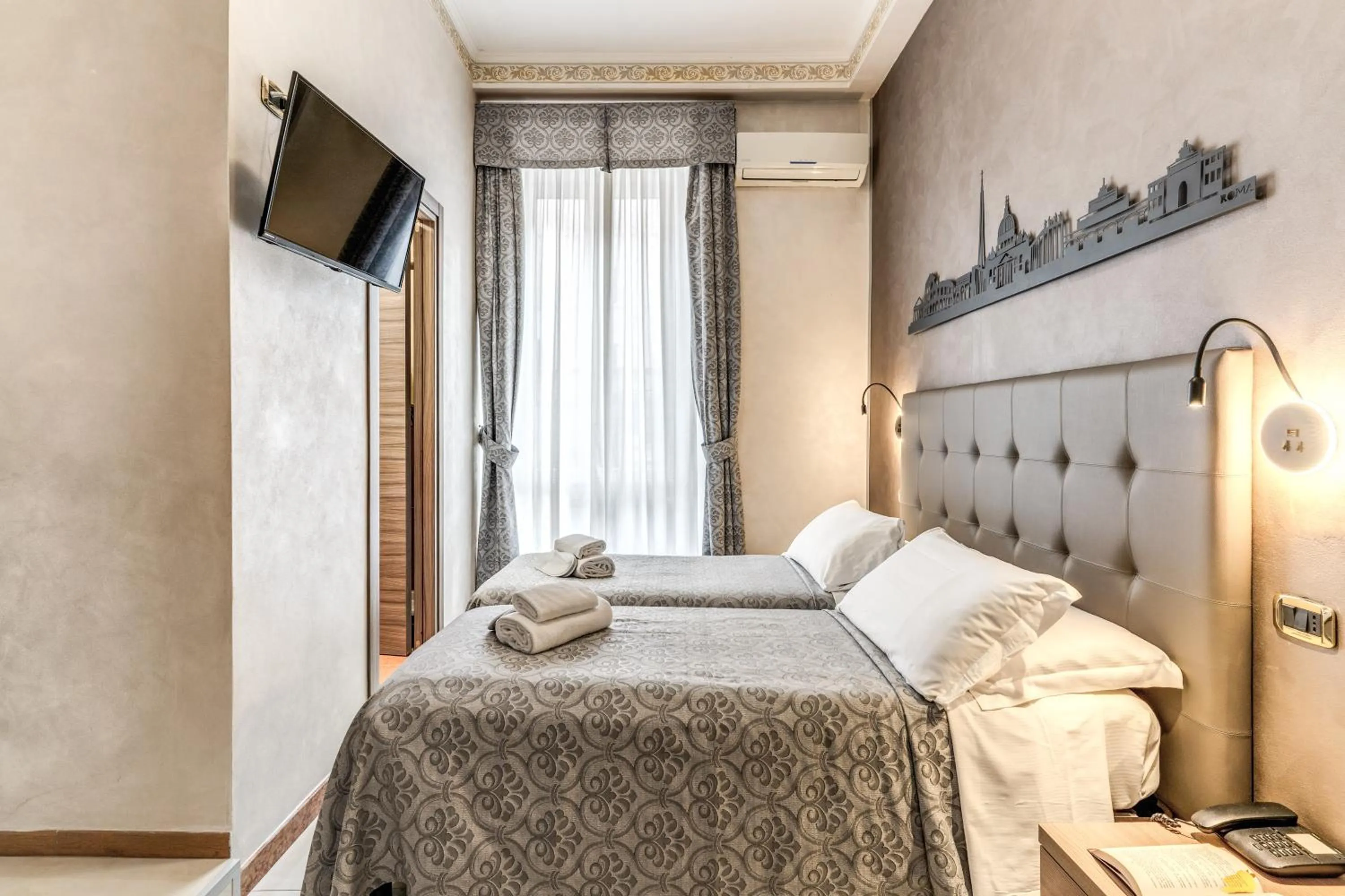 Bed in Hotel Centro Cavour Roma