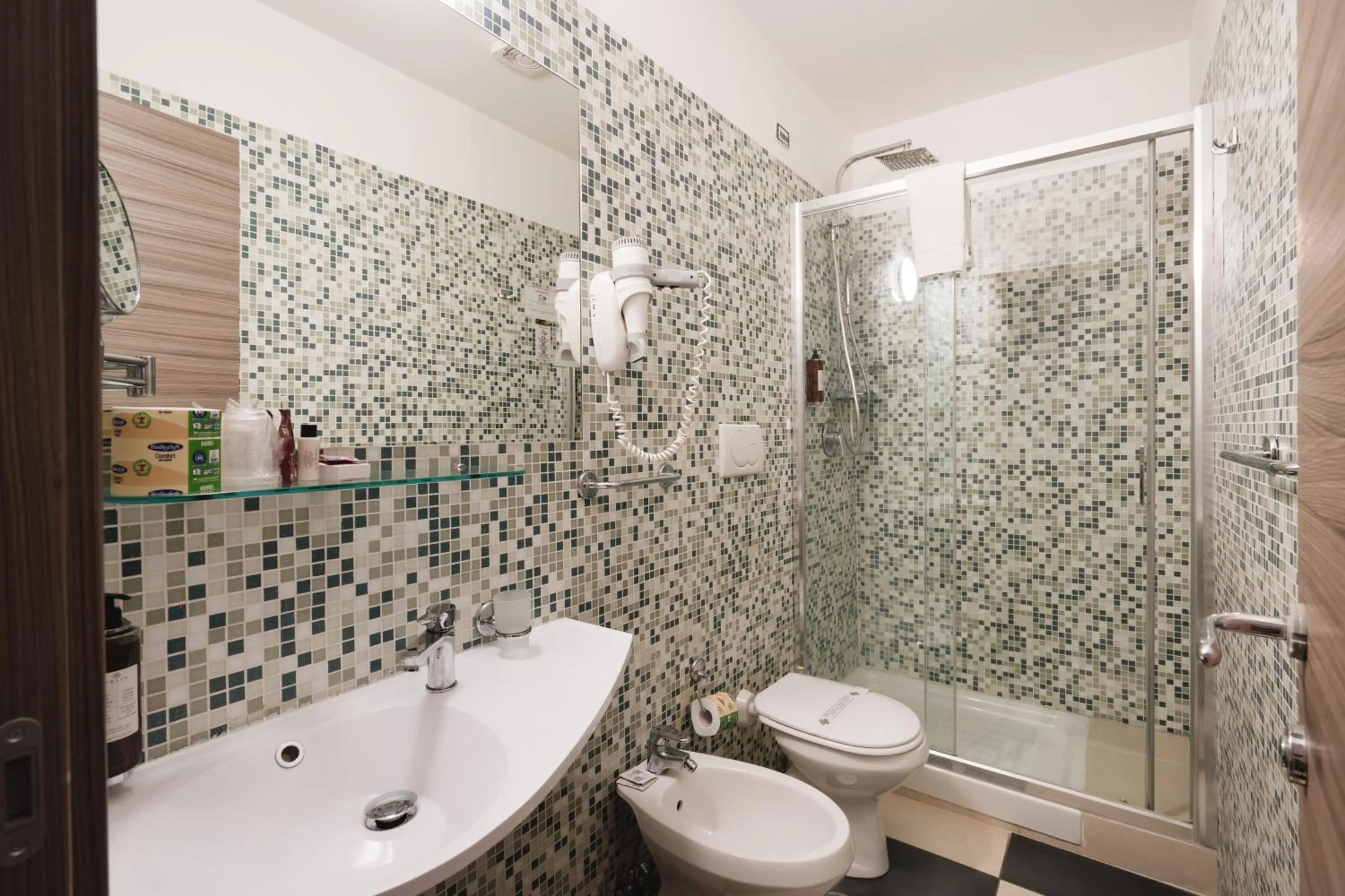 Bathroom in Hotel Centro Cavour Roma