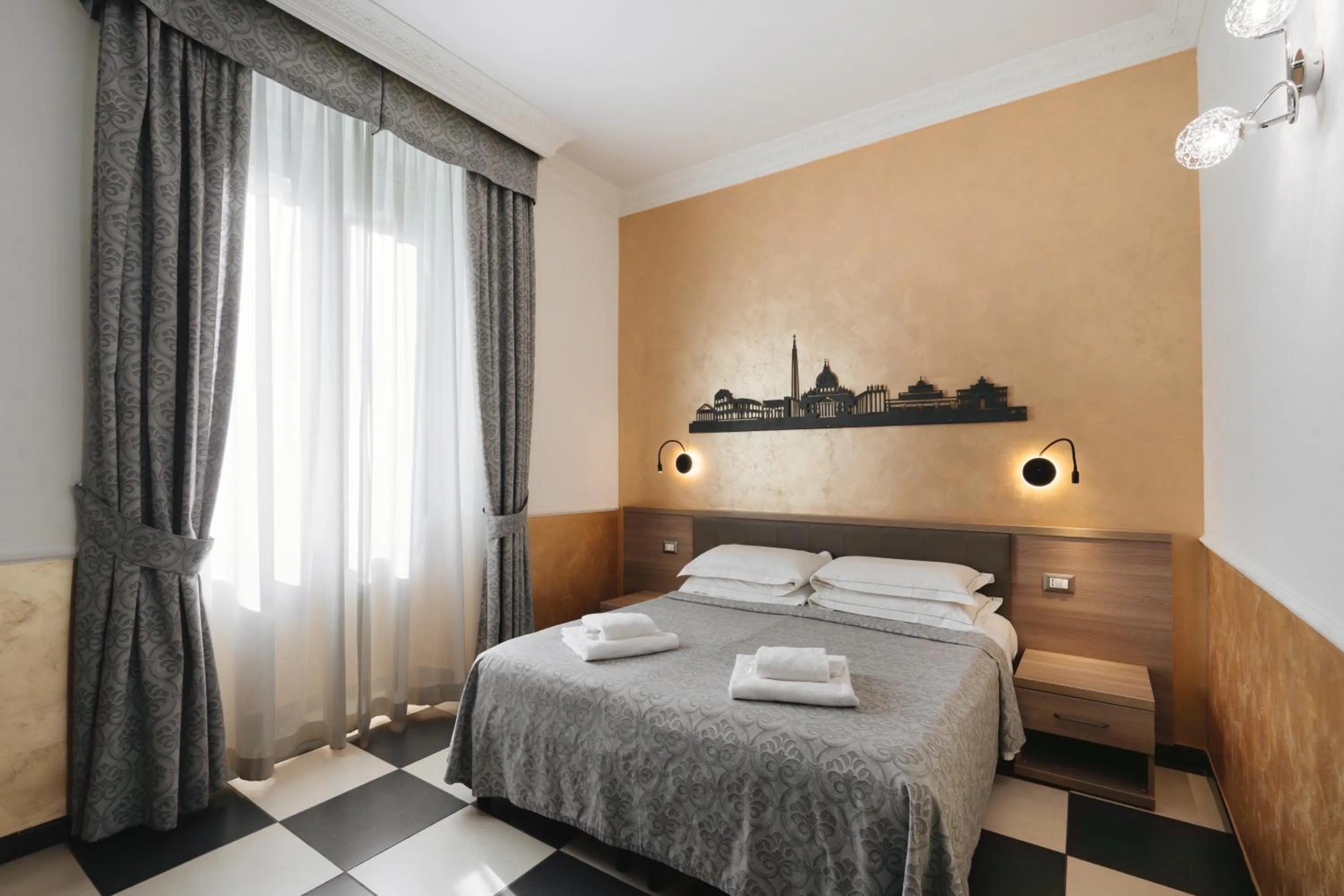 Bedroom, Bed in Hotel Centro Cavour Roma