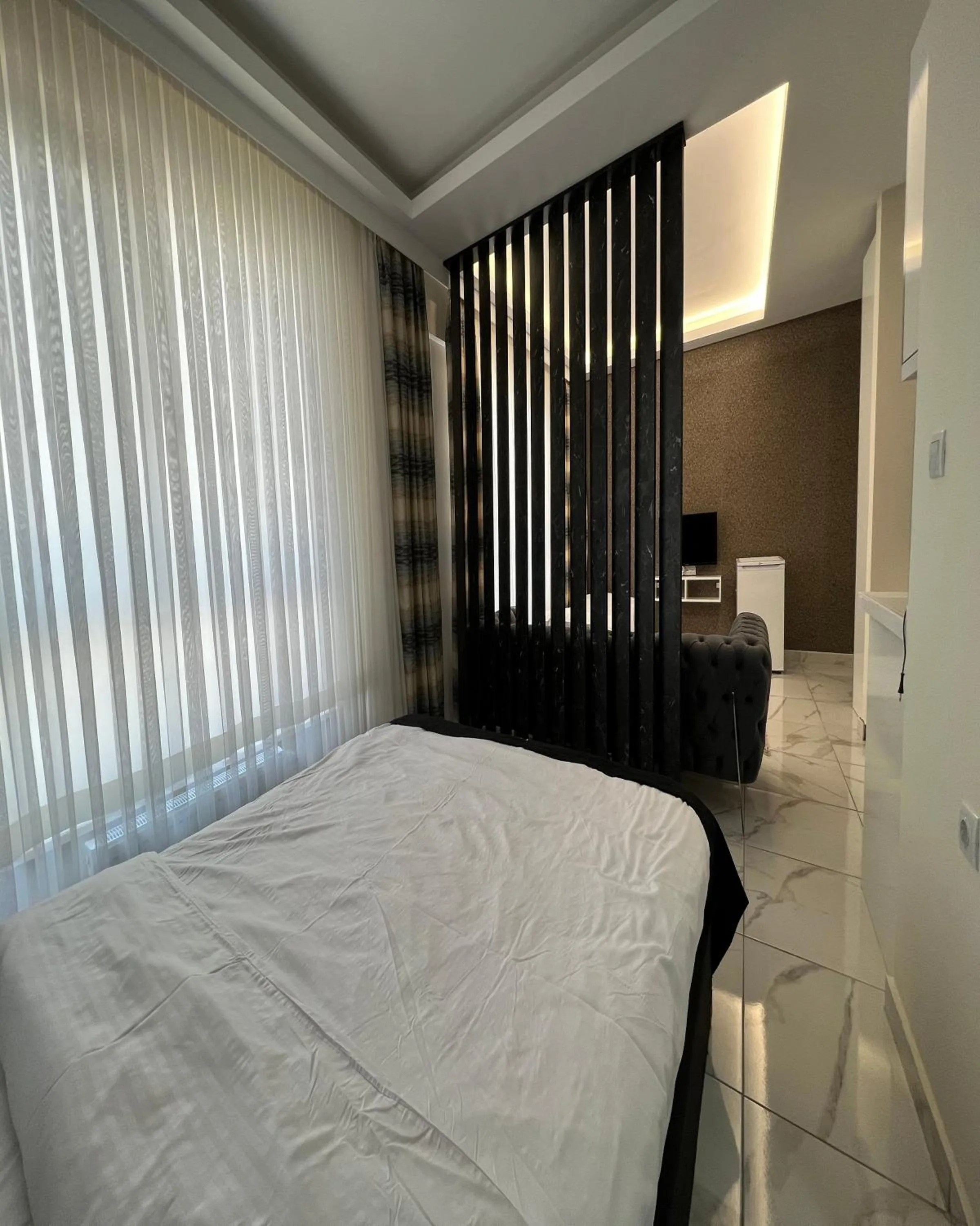 Photo of the whole room in Tower352