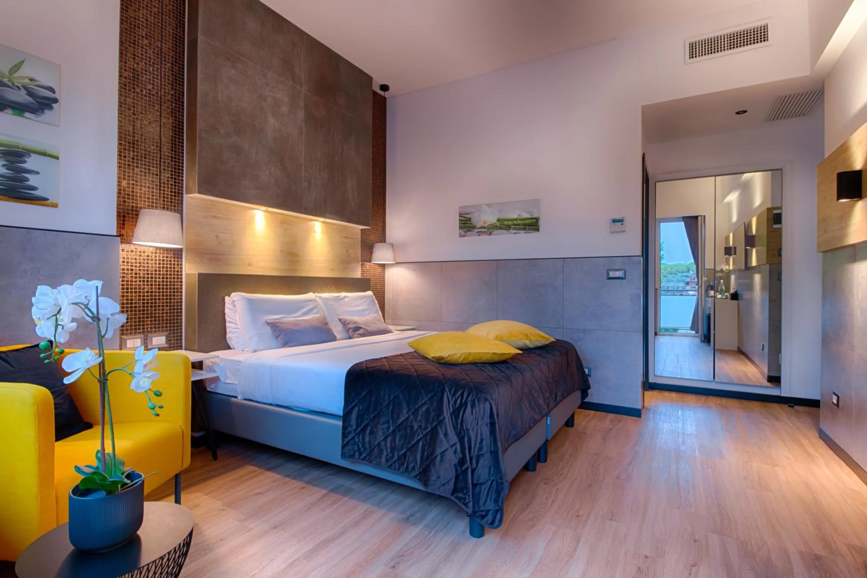 Photo of the whole room, Bed in Hotel Raganelli