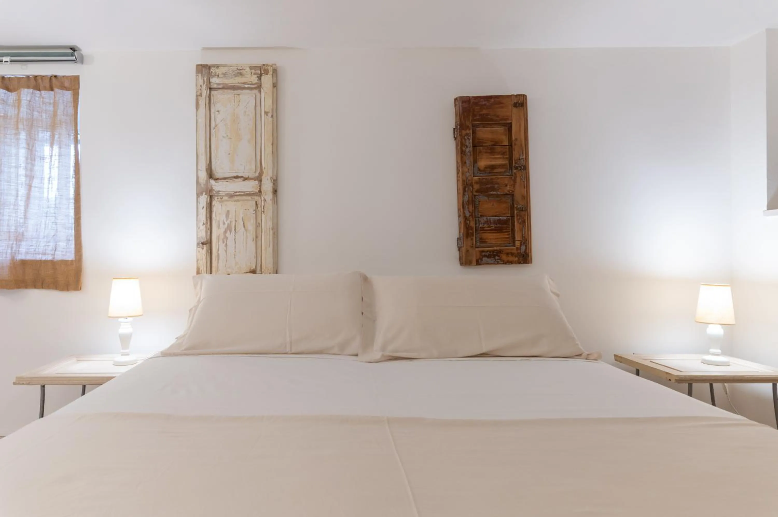 Bedroom, Bed in La Casèdde