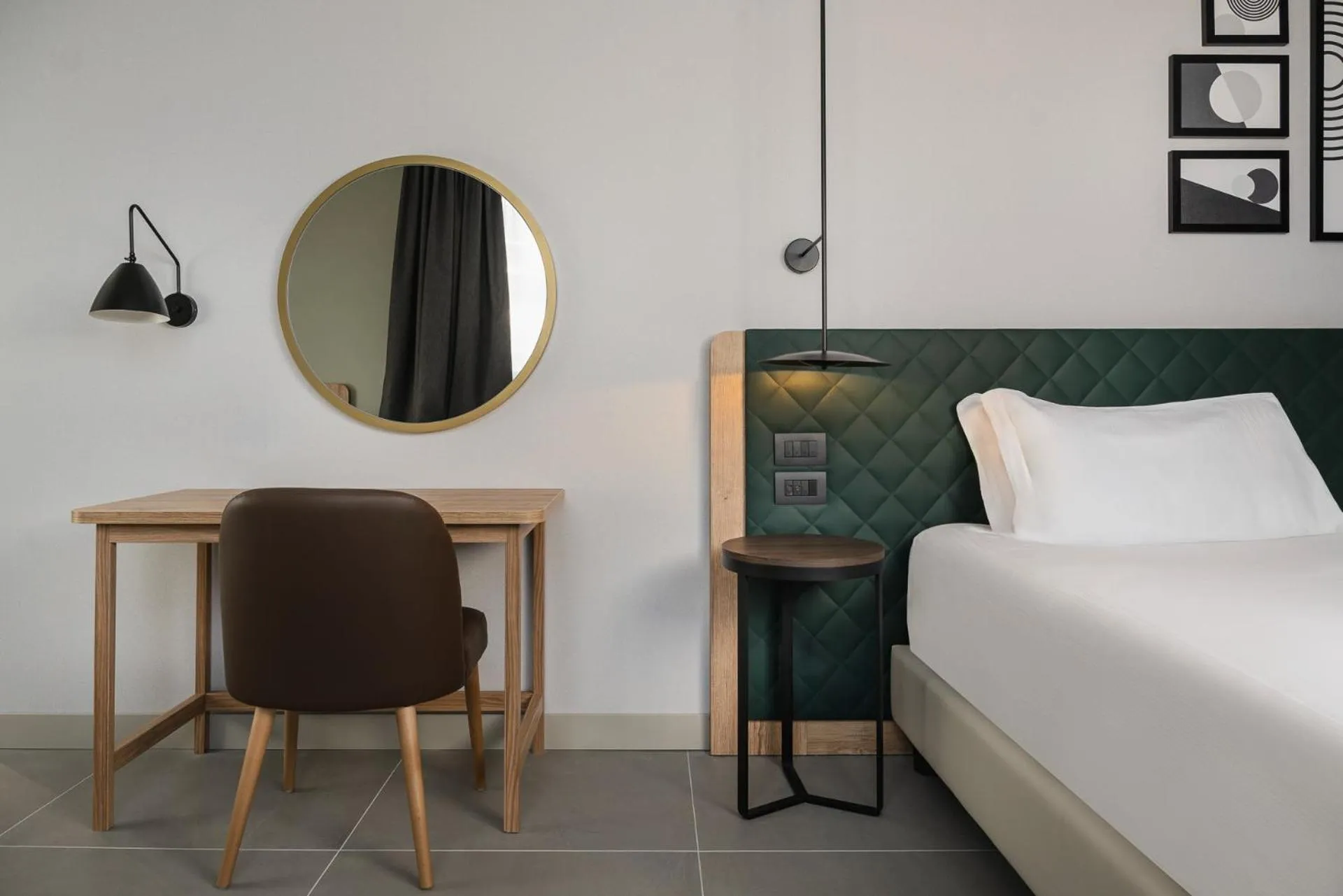 Bed in Hilton Garden Inn Bologna North