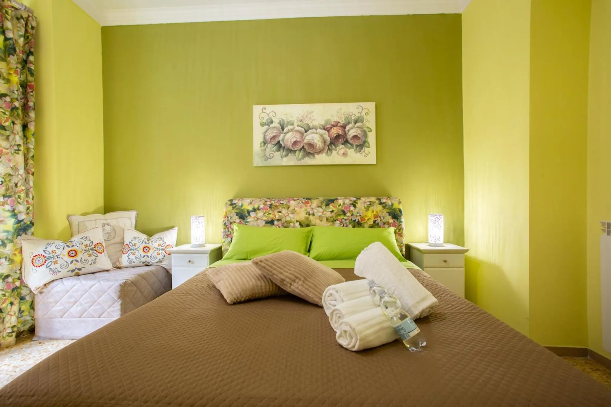 People, Bed in Vatican Station