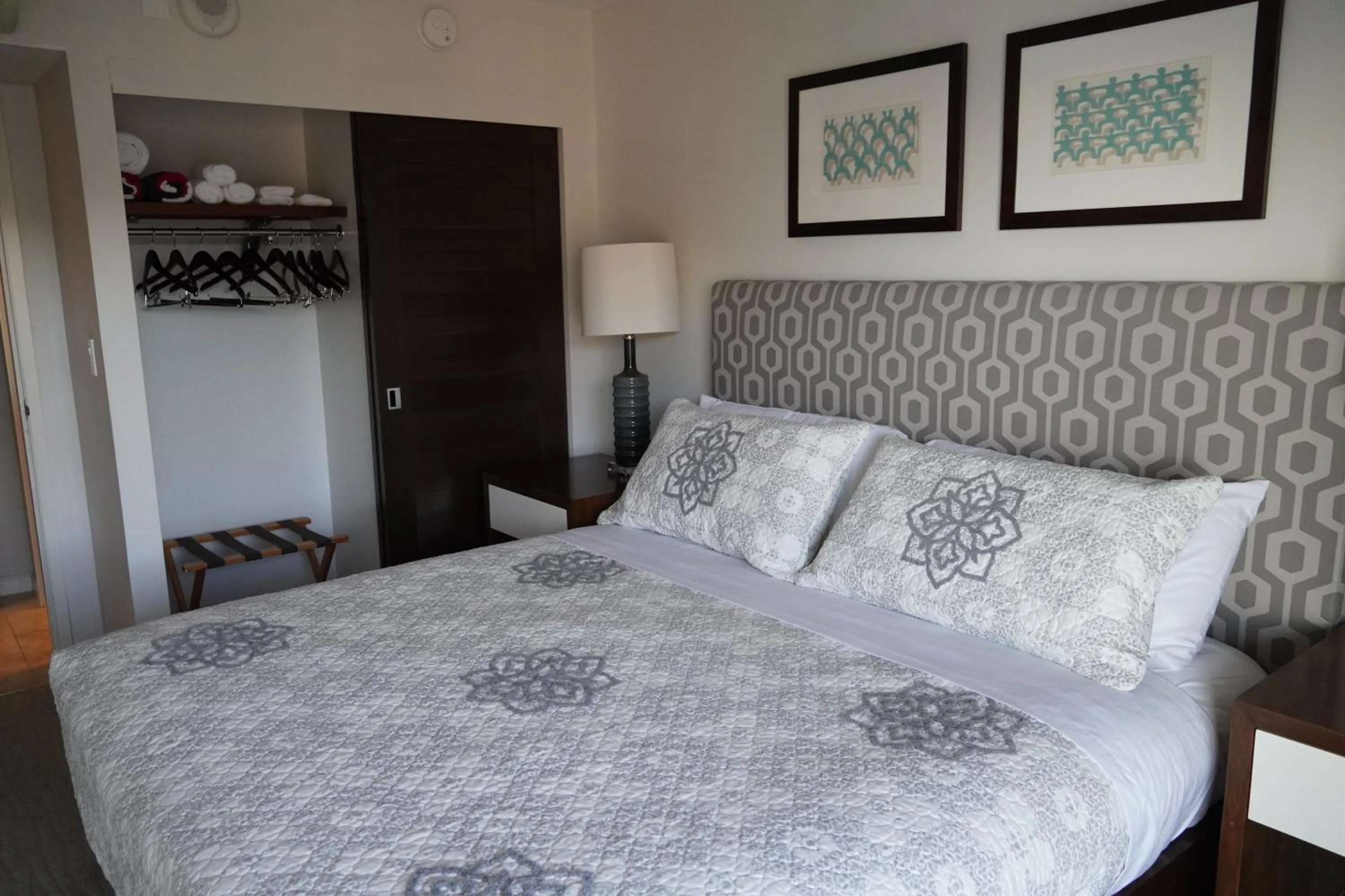 New Hotel Condo 2bed 2bath Fantastic Ocean View 1Free Parking