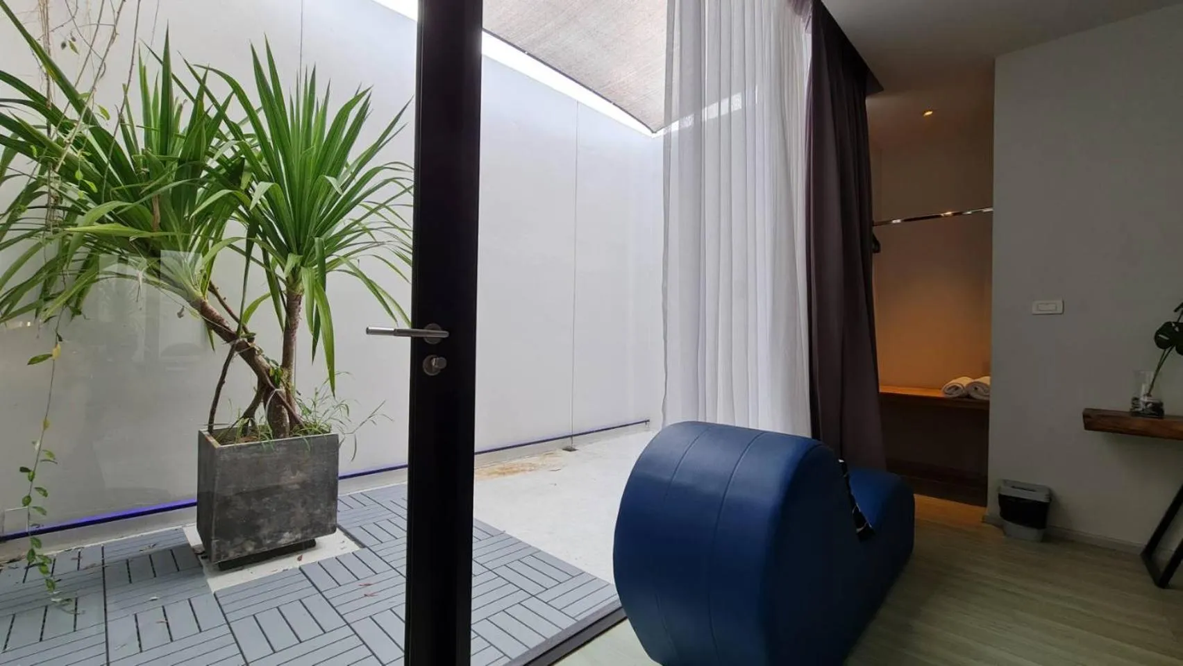 Inner courtyard view in INNLUXPHUKET