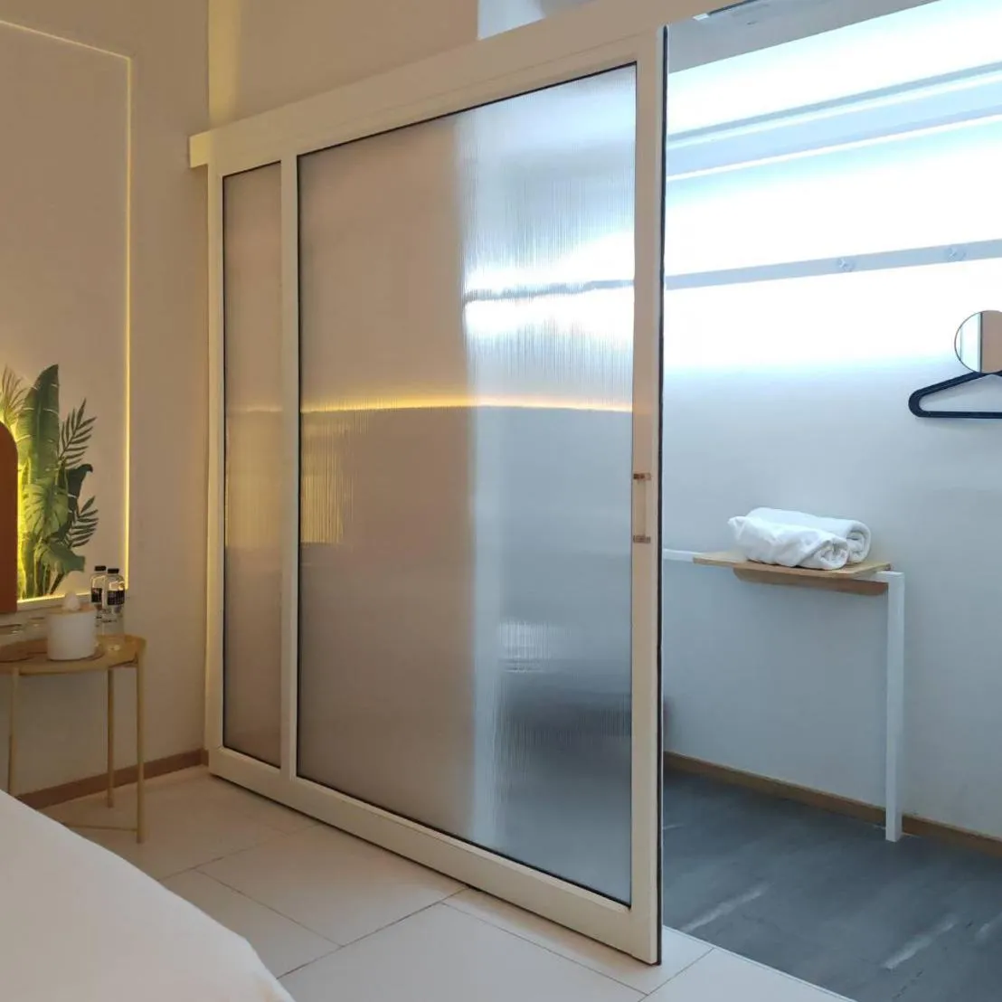 Photo of the whole room, Bed in INNLUXPHUKET