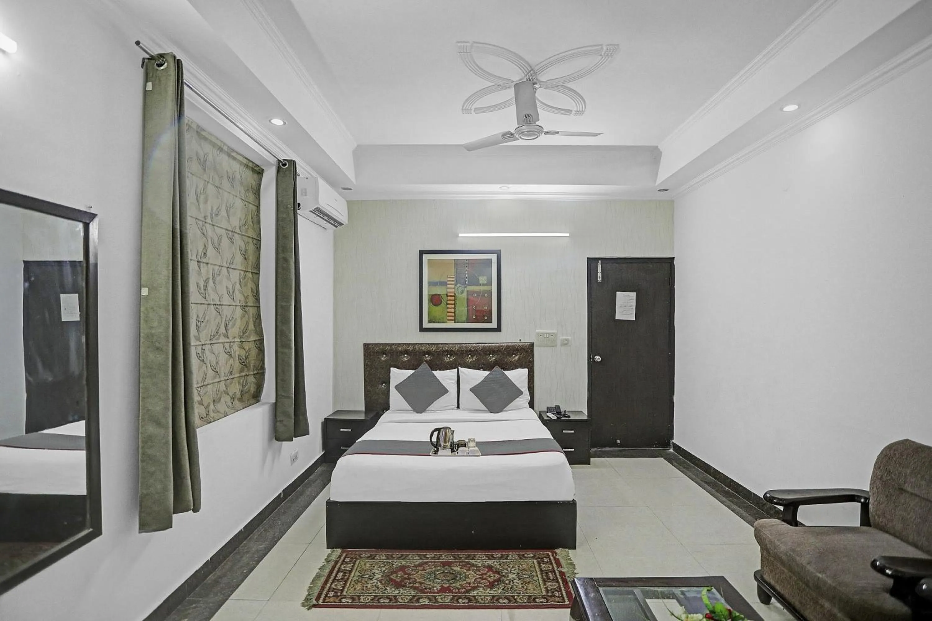 Other in Townhouse Happy Keys Near Iskcon Temple Noida