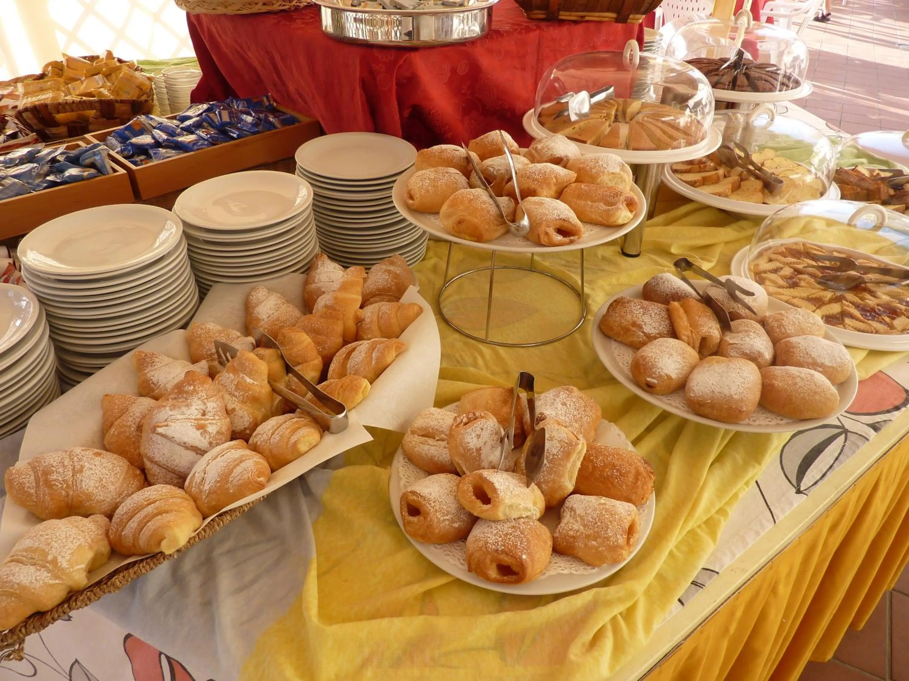 Food and drinks in Hotel Stella Polare