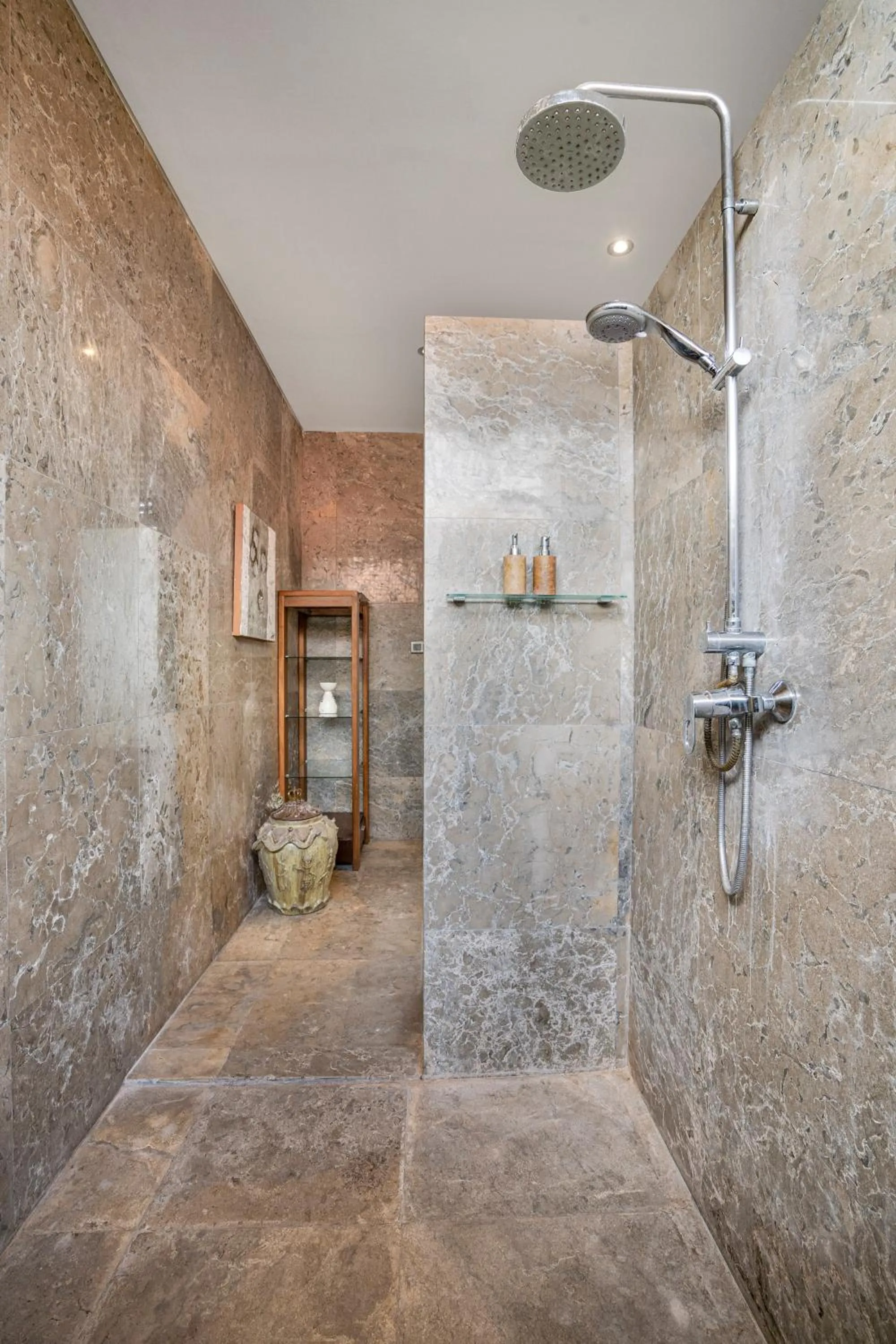 Shower in Neo Buana Villa by Betterplace