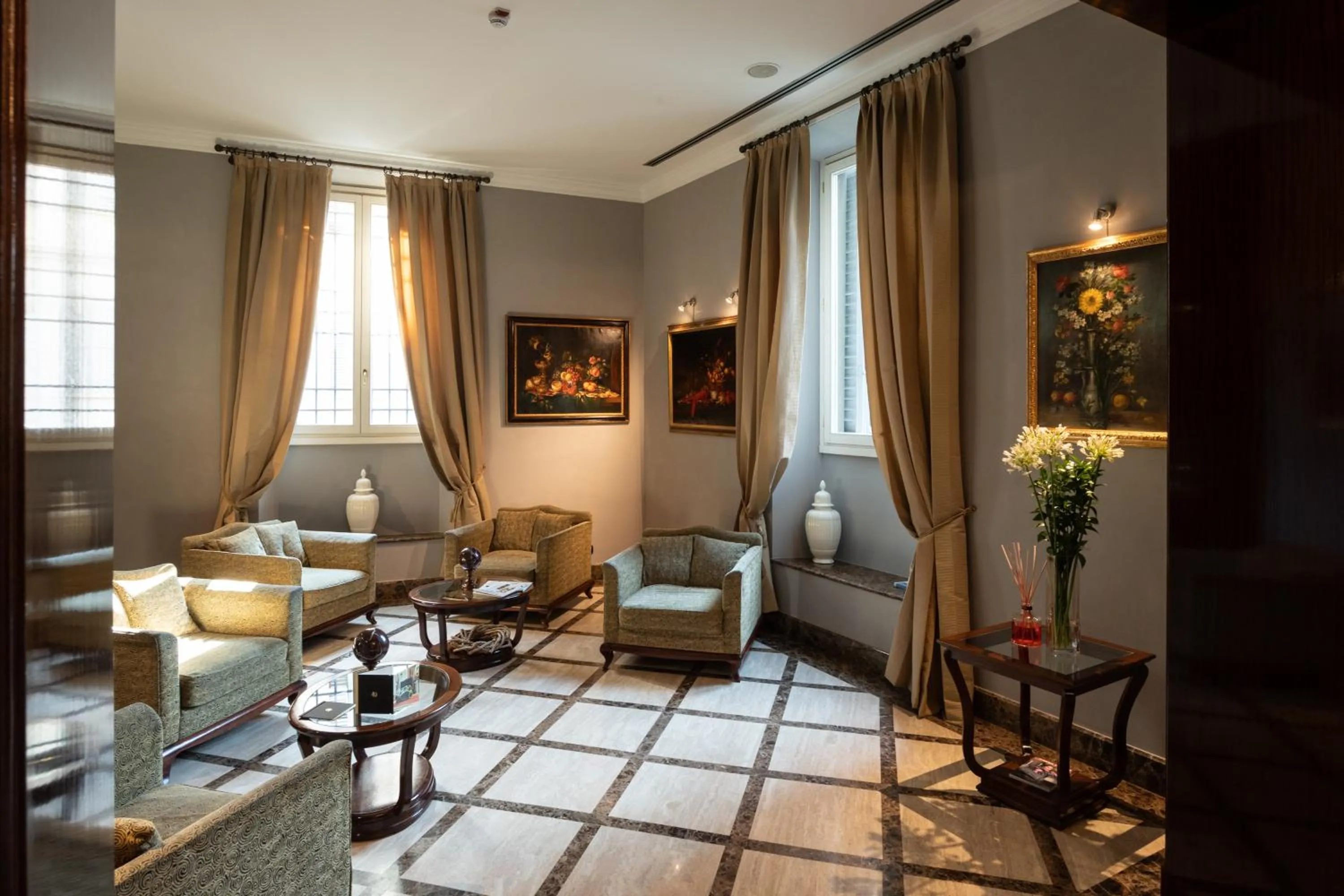 Communal lounge/ TV room in Allegroitalia San Gallo Firenze