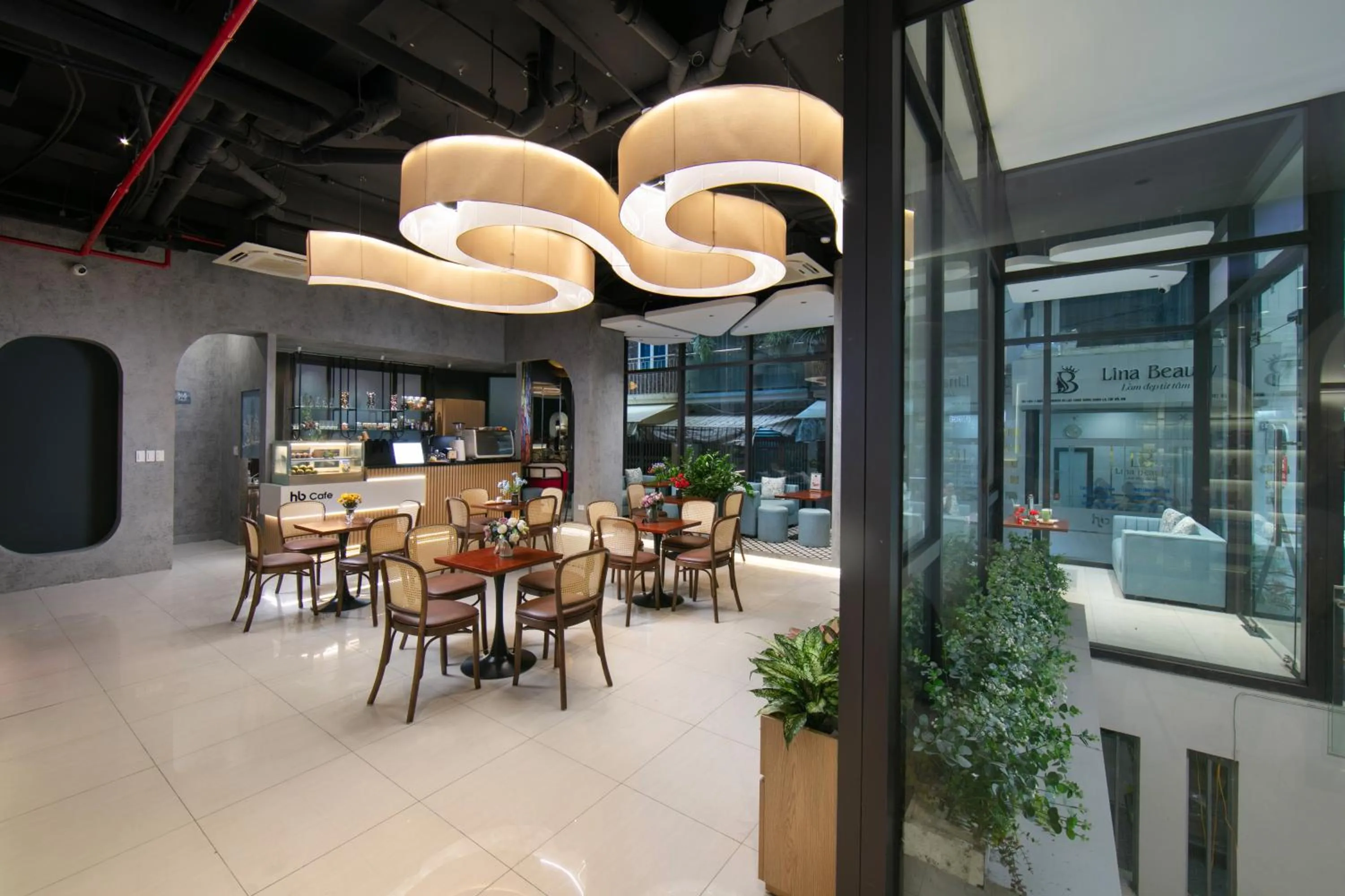 HB Serviced Apartment - Lạc Long Quân