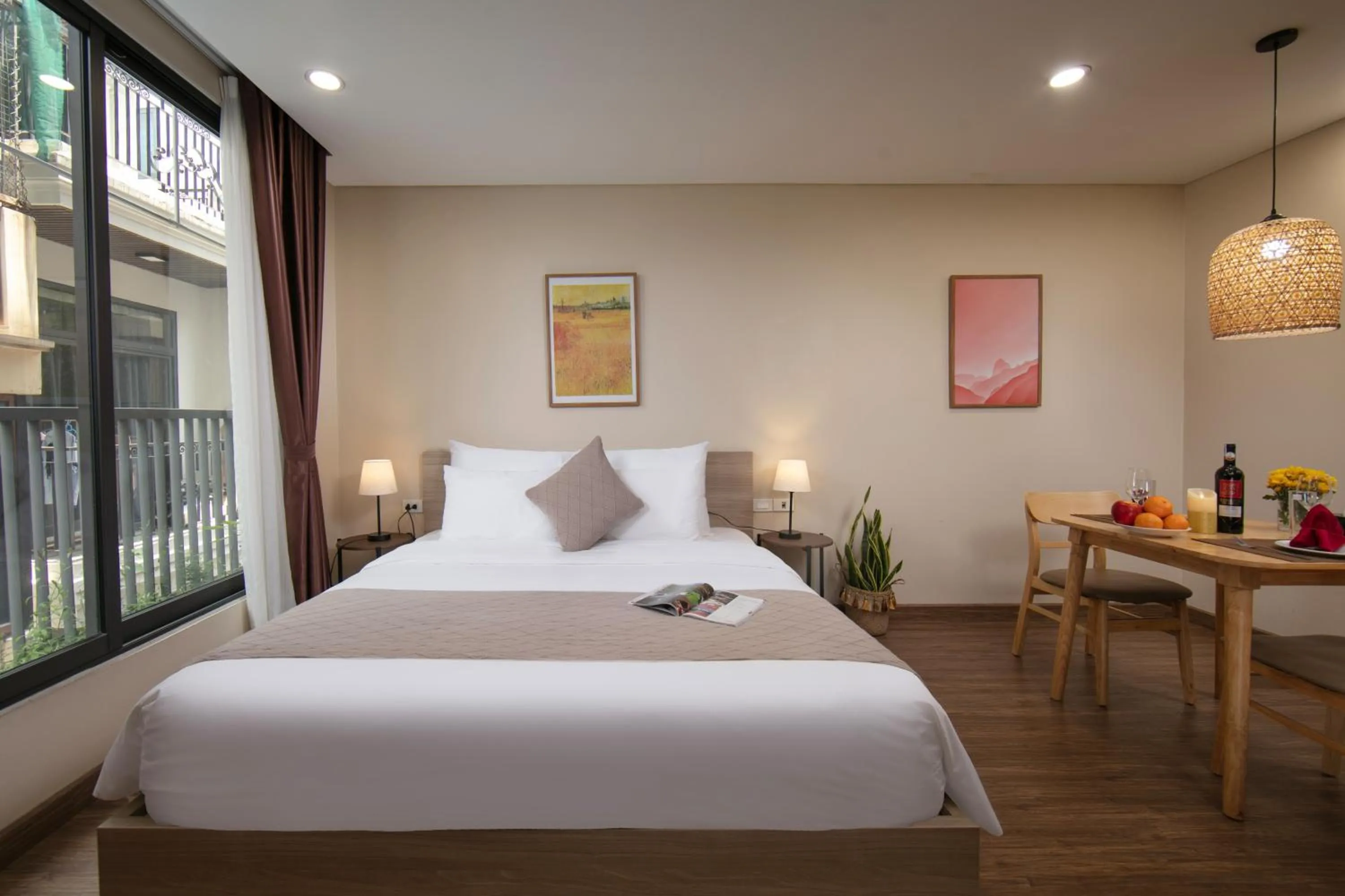 Bed in HB Serviced Apartment - Lạc Long Quân