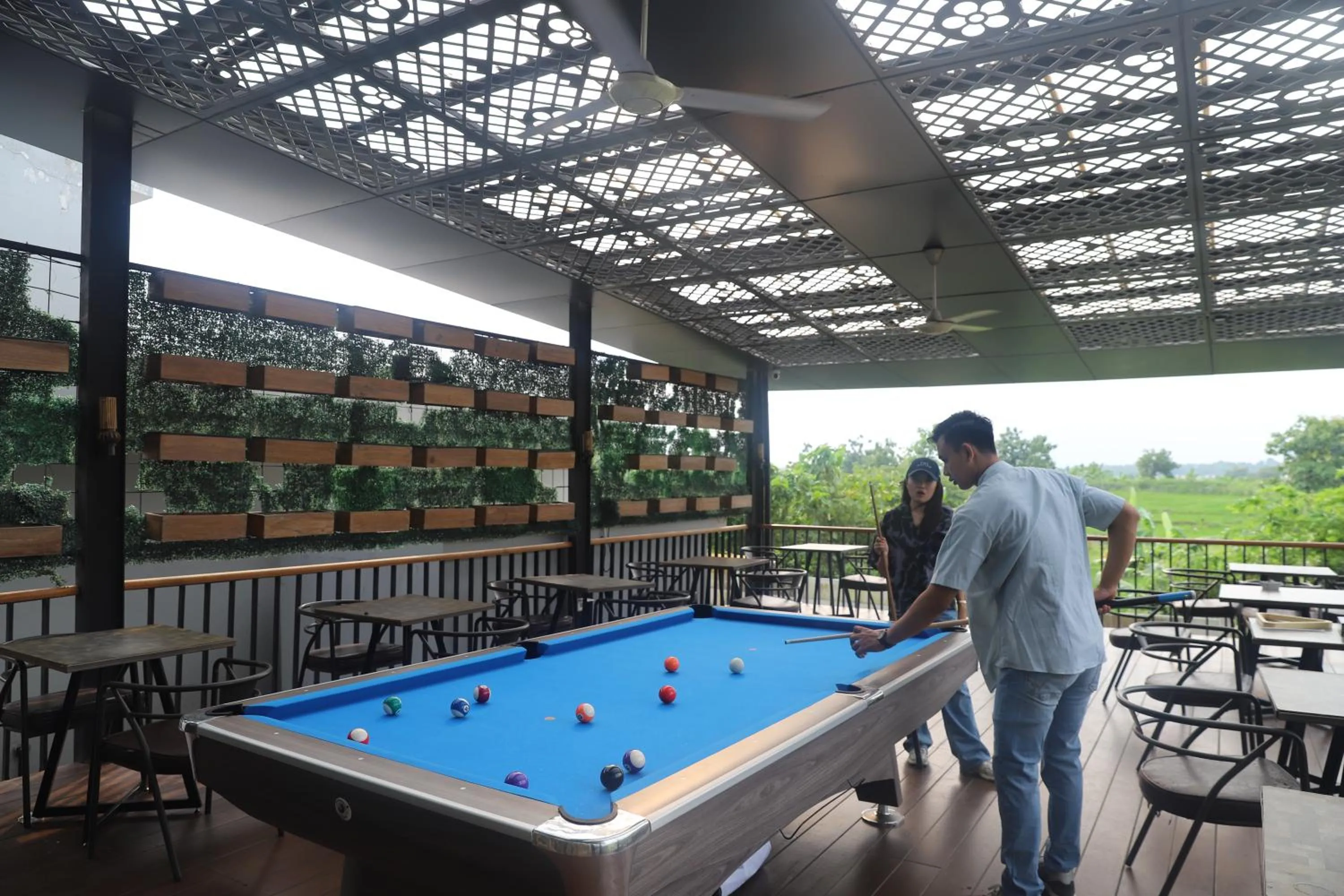 Billiard in Hotel Metland Smara Kertajati