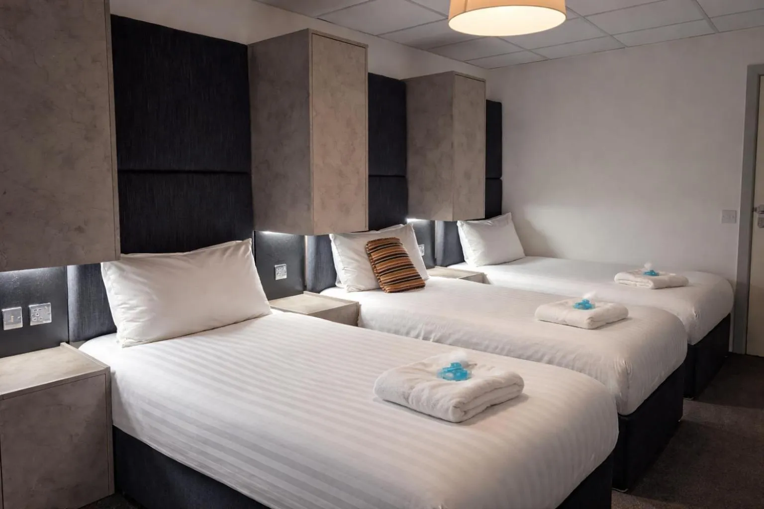 Photo of the whole room, Bed in Hotel Express Newcastle Gateshead