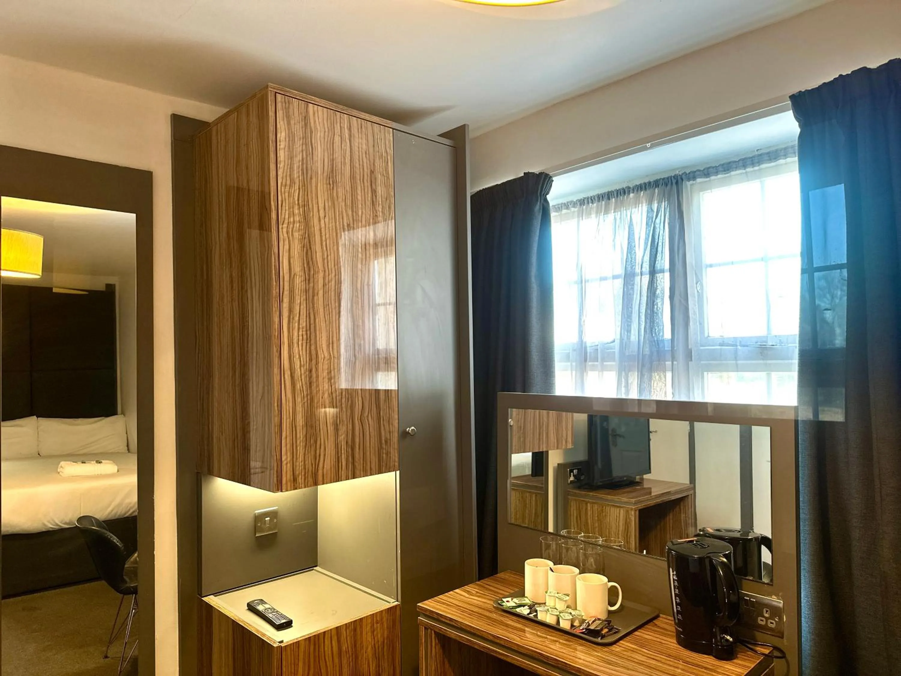 Coffee/tea facilities, Bed in Hotel Express Newcastle Gateshead