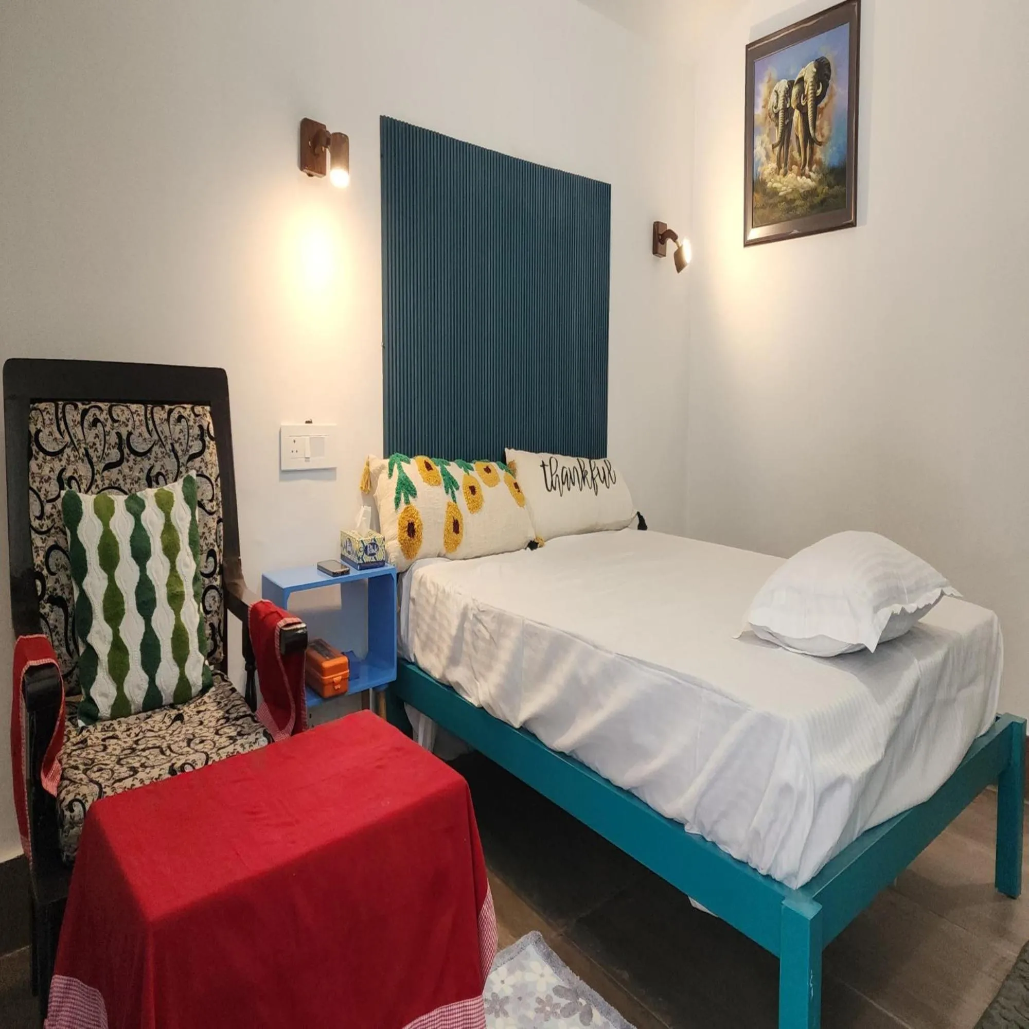 Bed in The Raajas - Camp & Resorts