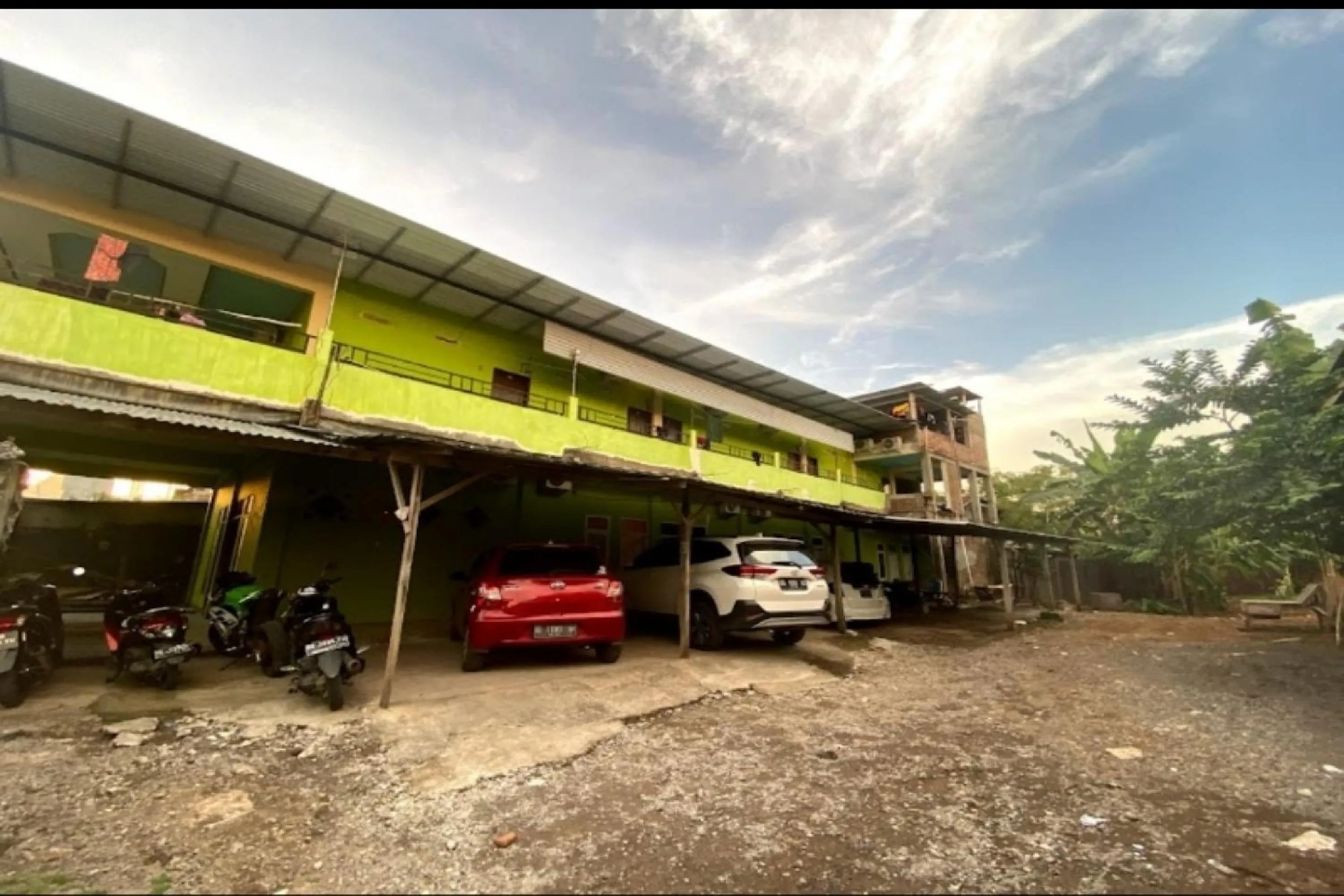 Facade/entrance in Hotel O Eko Guest House