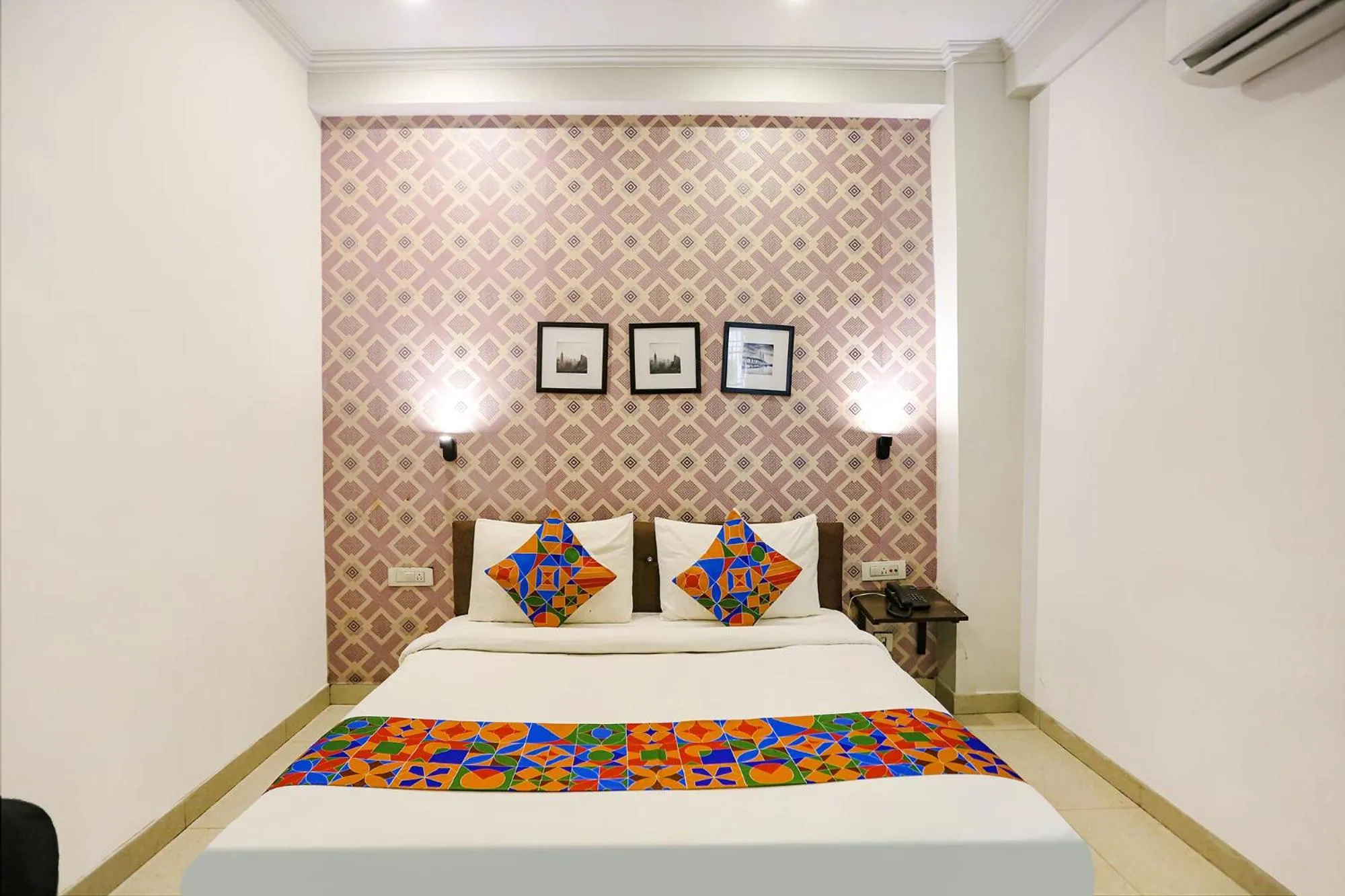 Bed in FabExpress Novel Suites - Nr Yashobhoomi Convention Centre