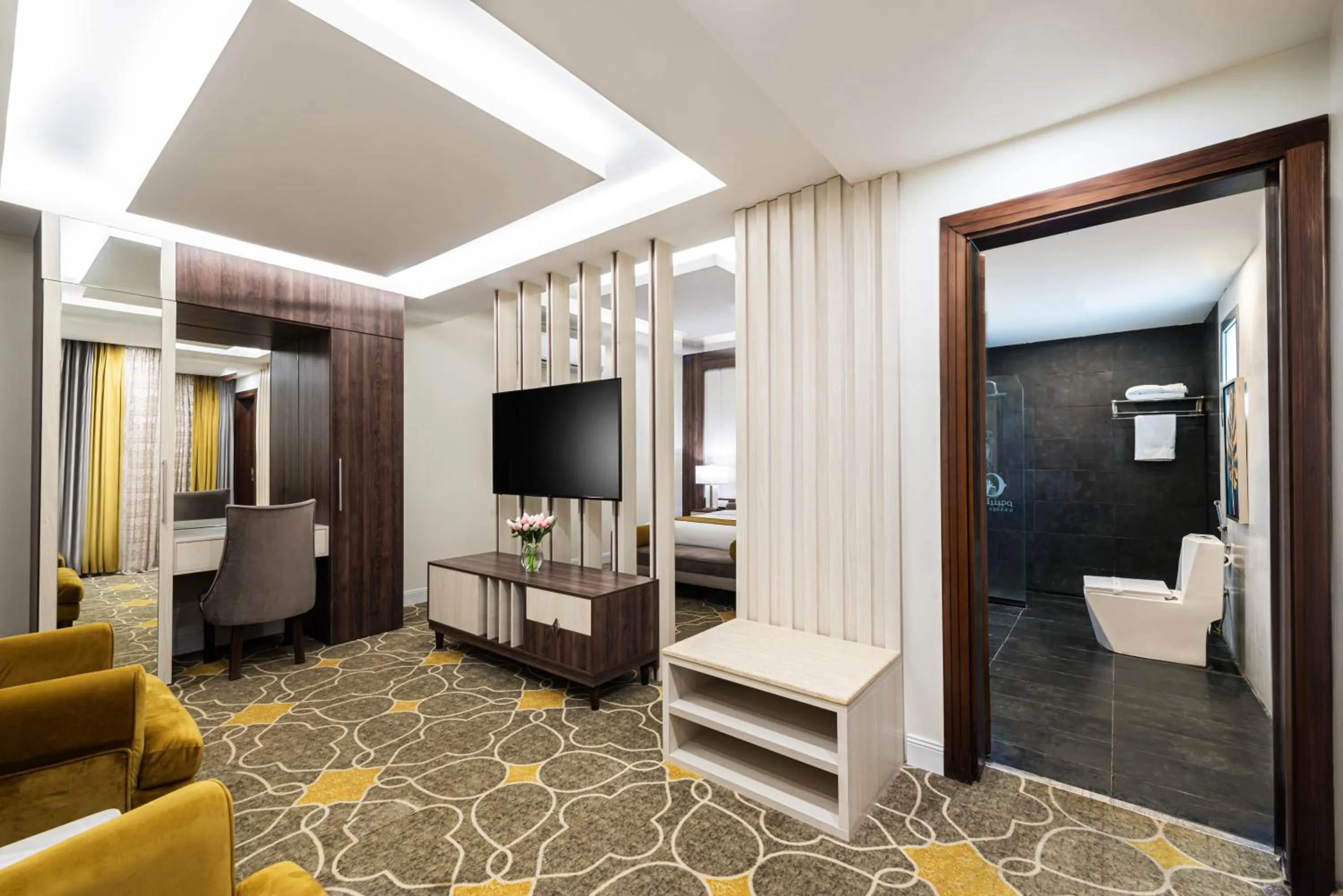 Photo of the whole room in Garden Millennium Hotel