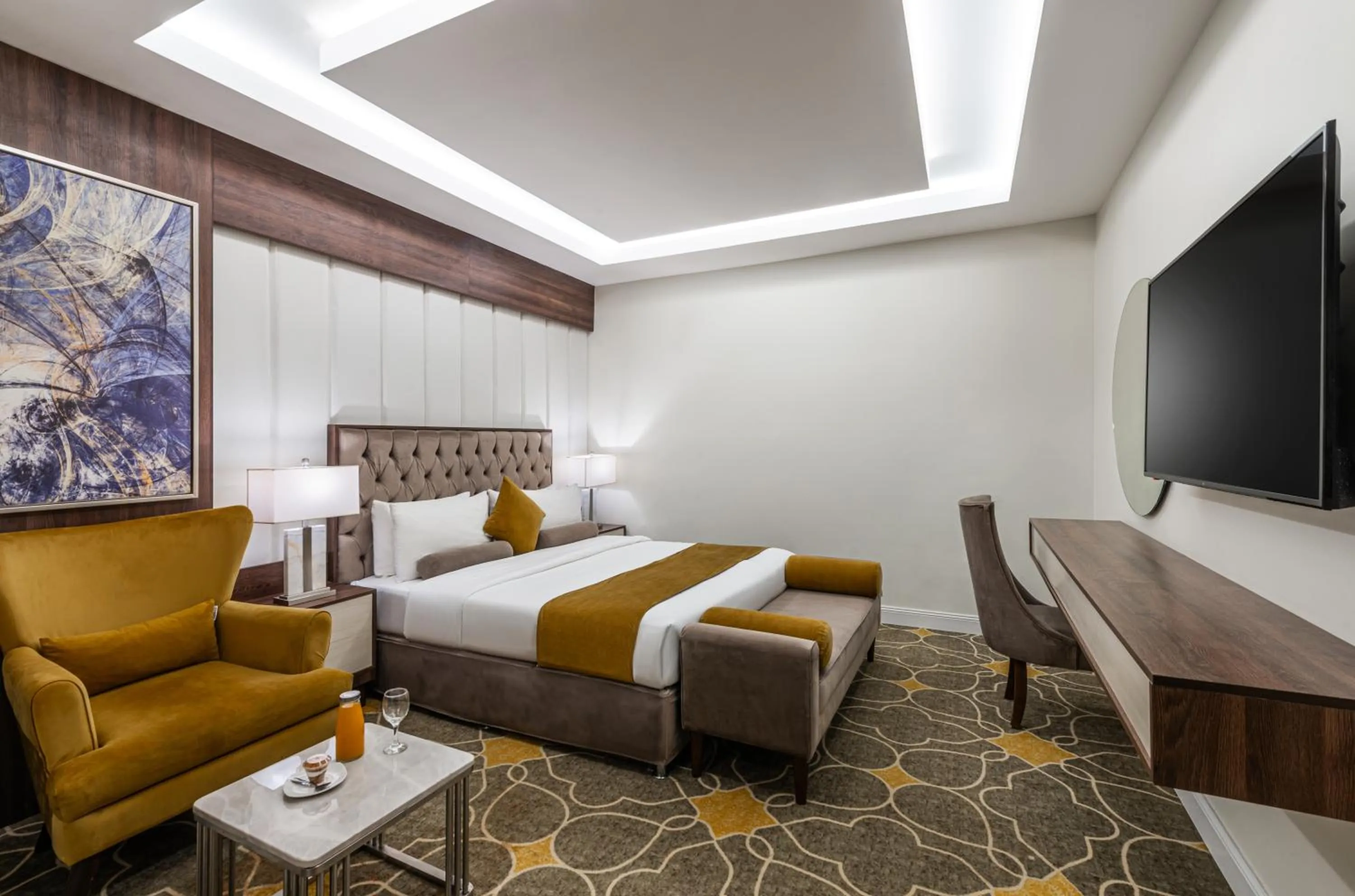 Bedroom, Bed in Garden Millennium Hotel