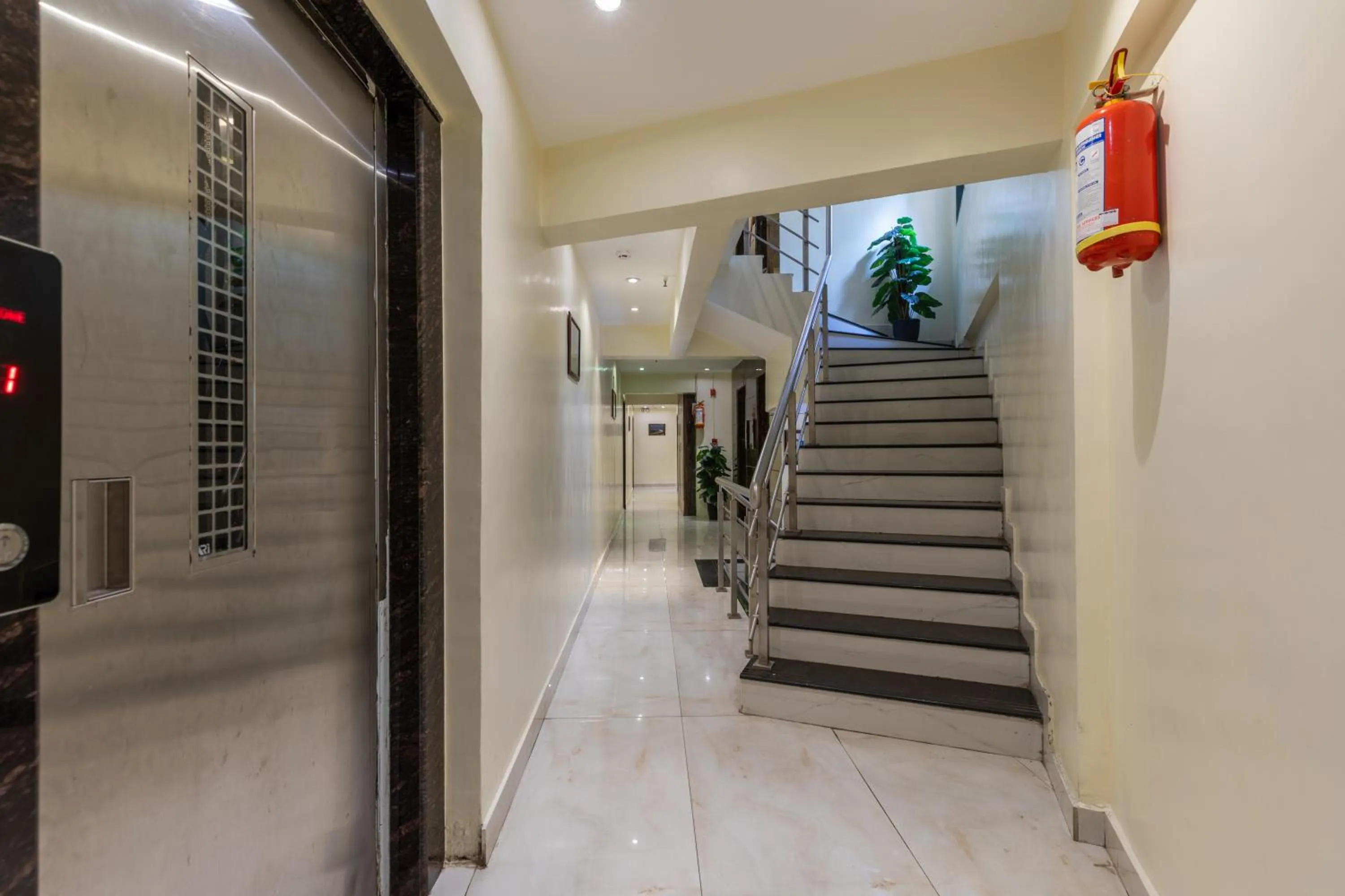 elevator in Hotel Jodiya - Near CST