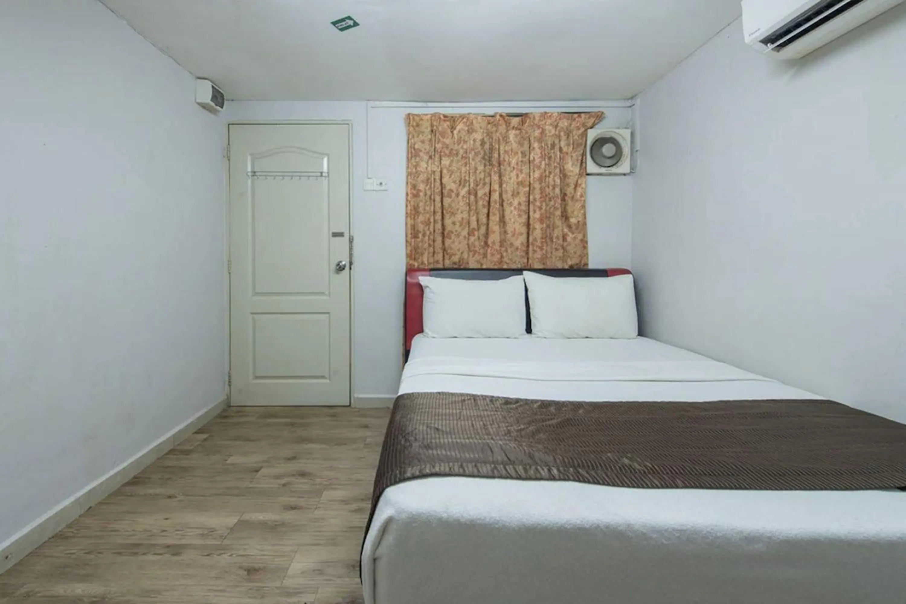 Bed in Persona Boutique Hotel