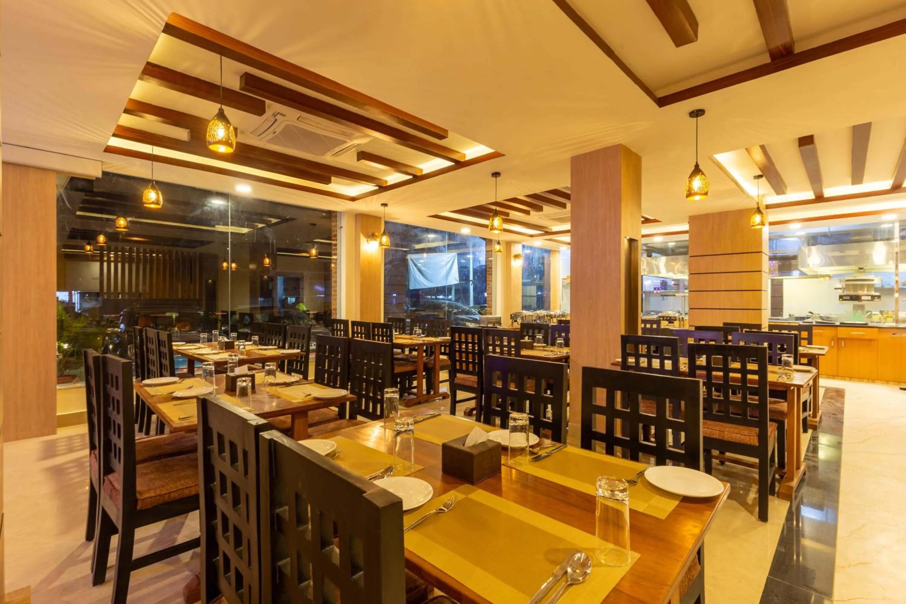 Restaurant/places to eat in Chitwan Midtown Hotel