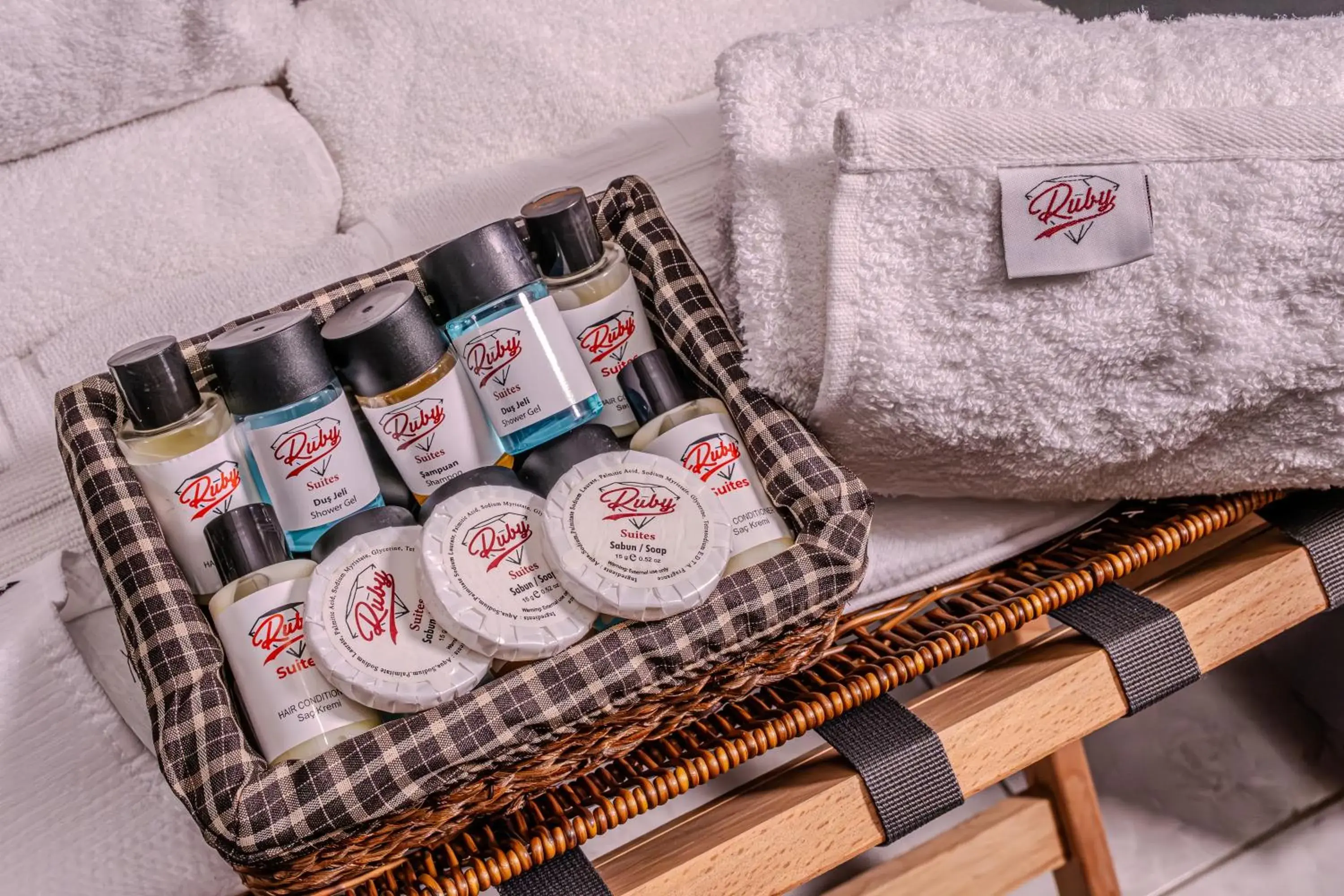 Deluxe Triple Room in Ruby Hotel Deluxe Triple Room in Ruby Hotel