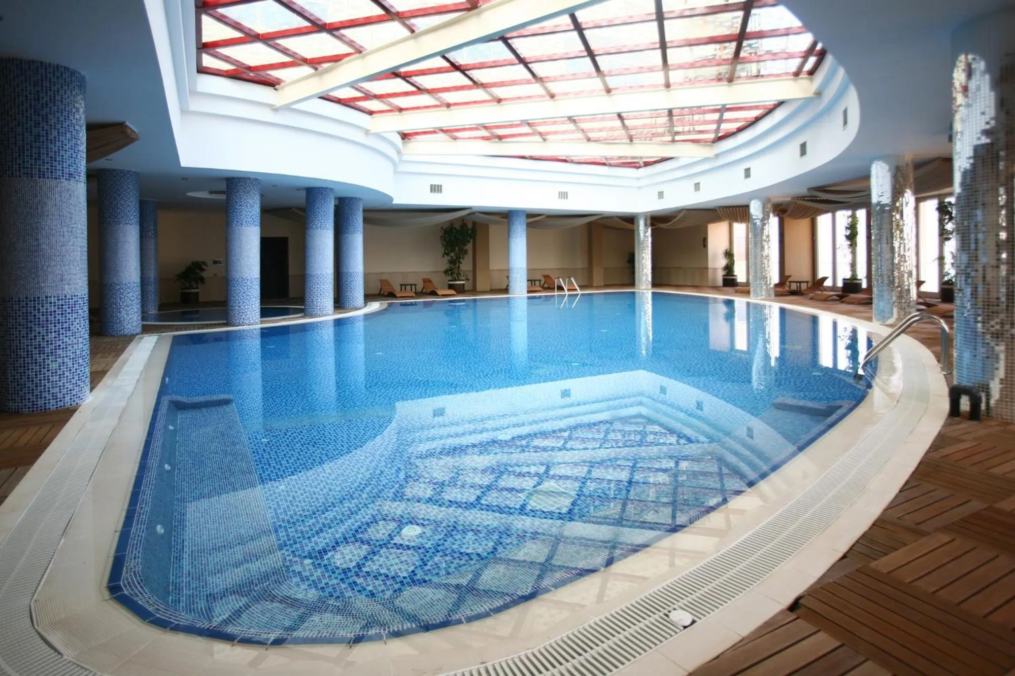 Swimming pool in gold cıty