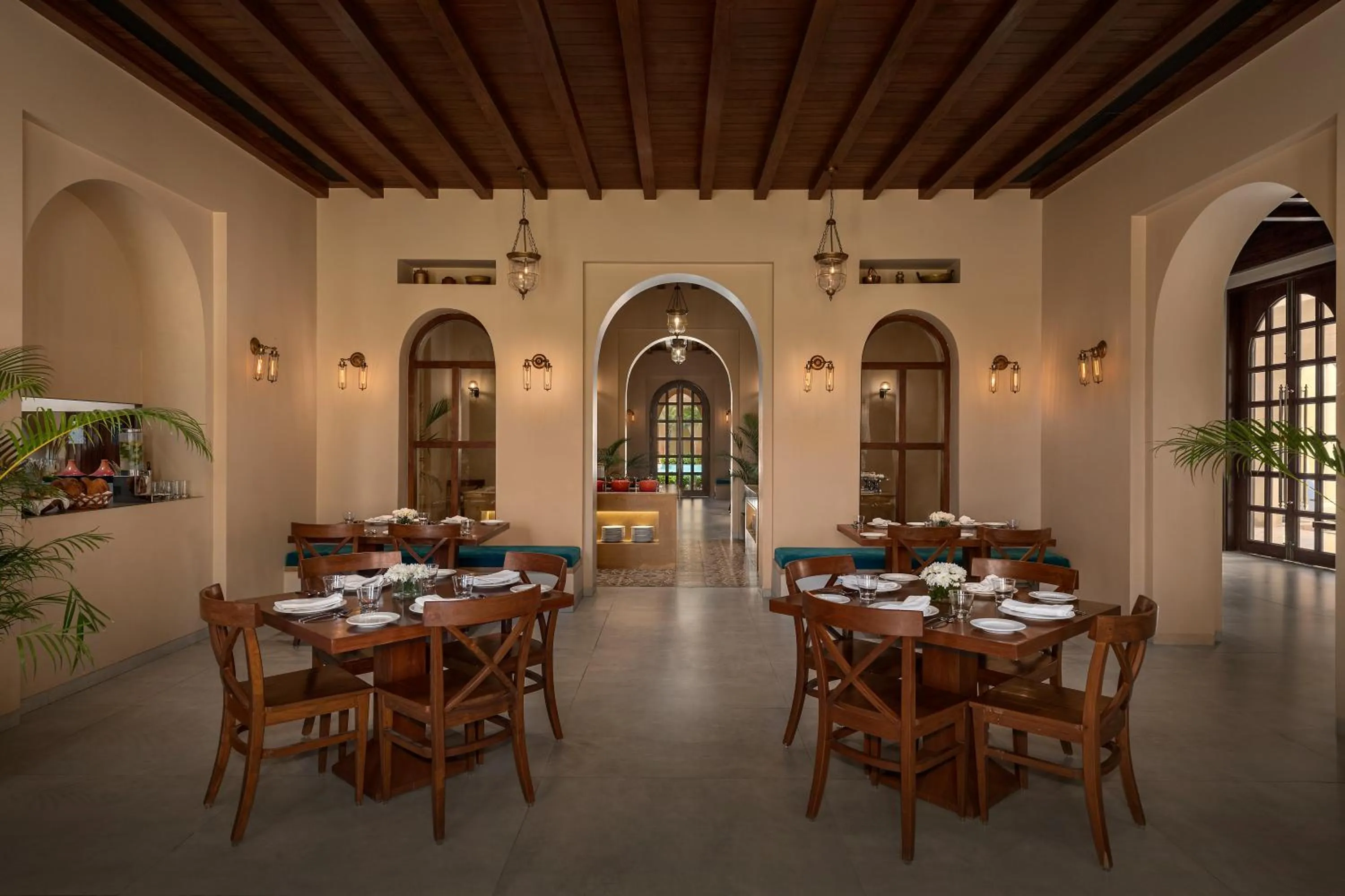 Restaurant/places to eat in Time Square Resort & Spa Bhuj