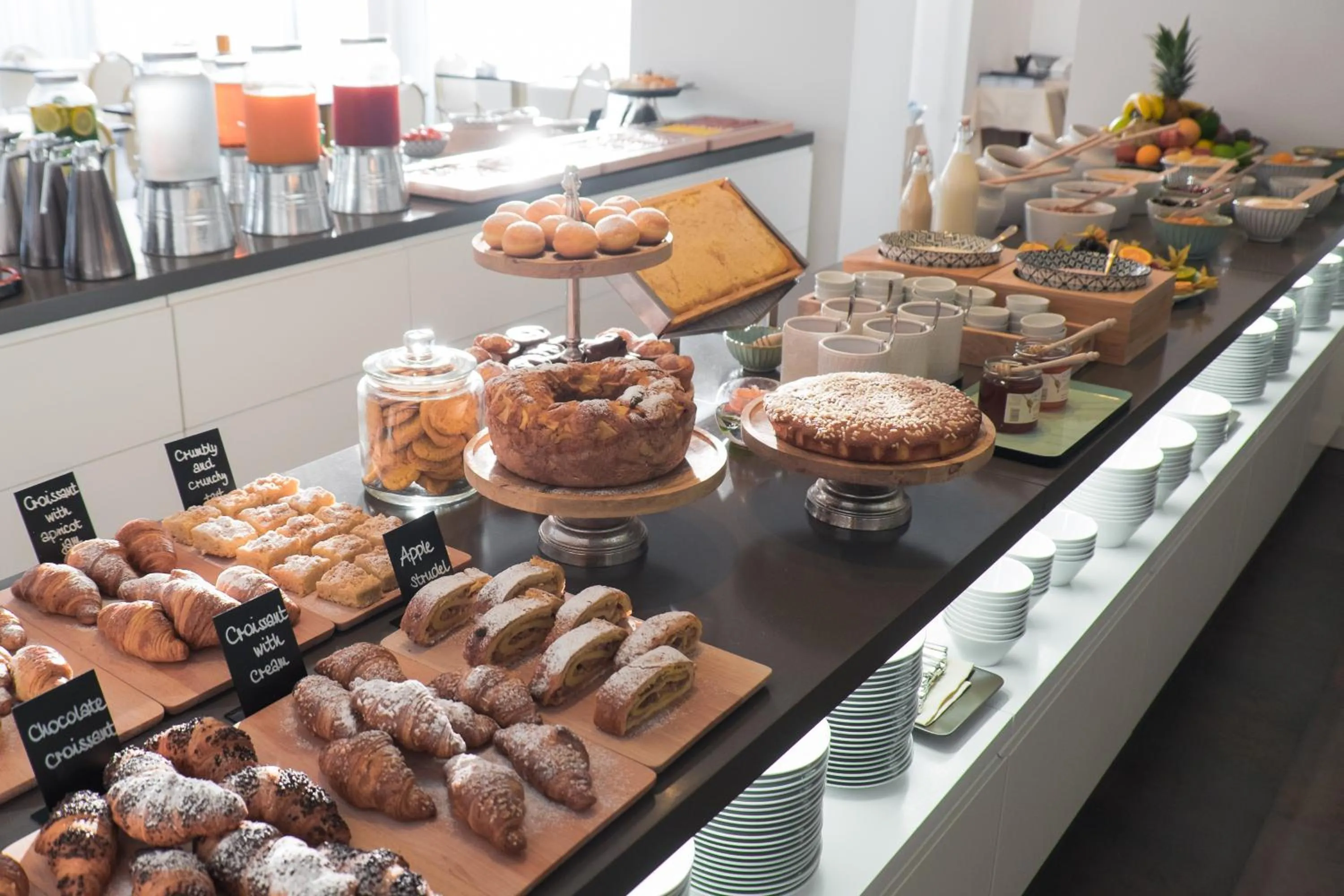 Restaurant/places to eat in Hotel Luise