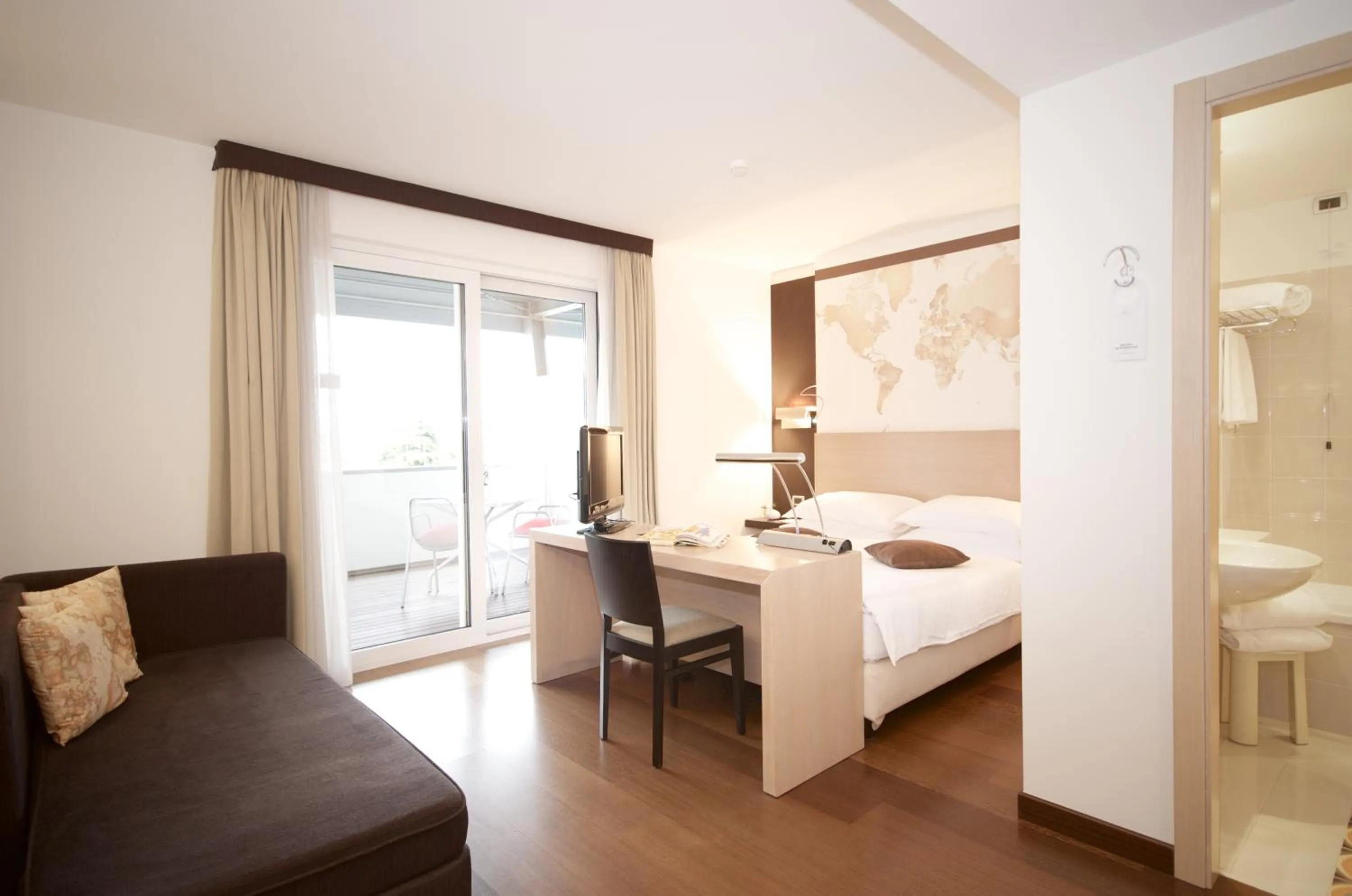 Bedroom, Bed in Hotel Luise