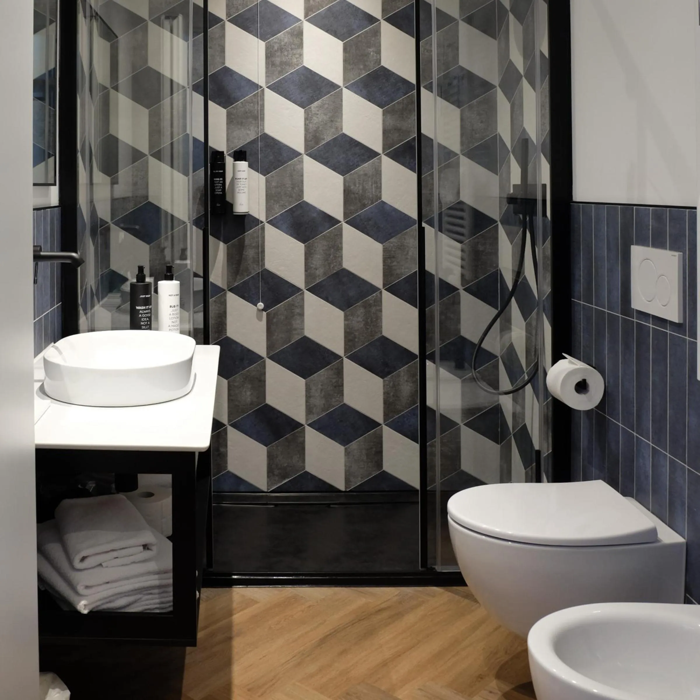 Shower in Hotel Luise