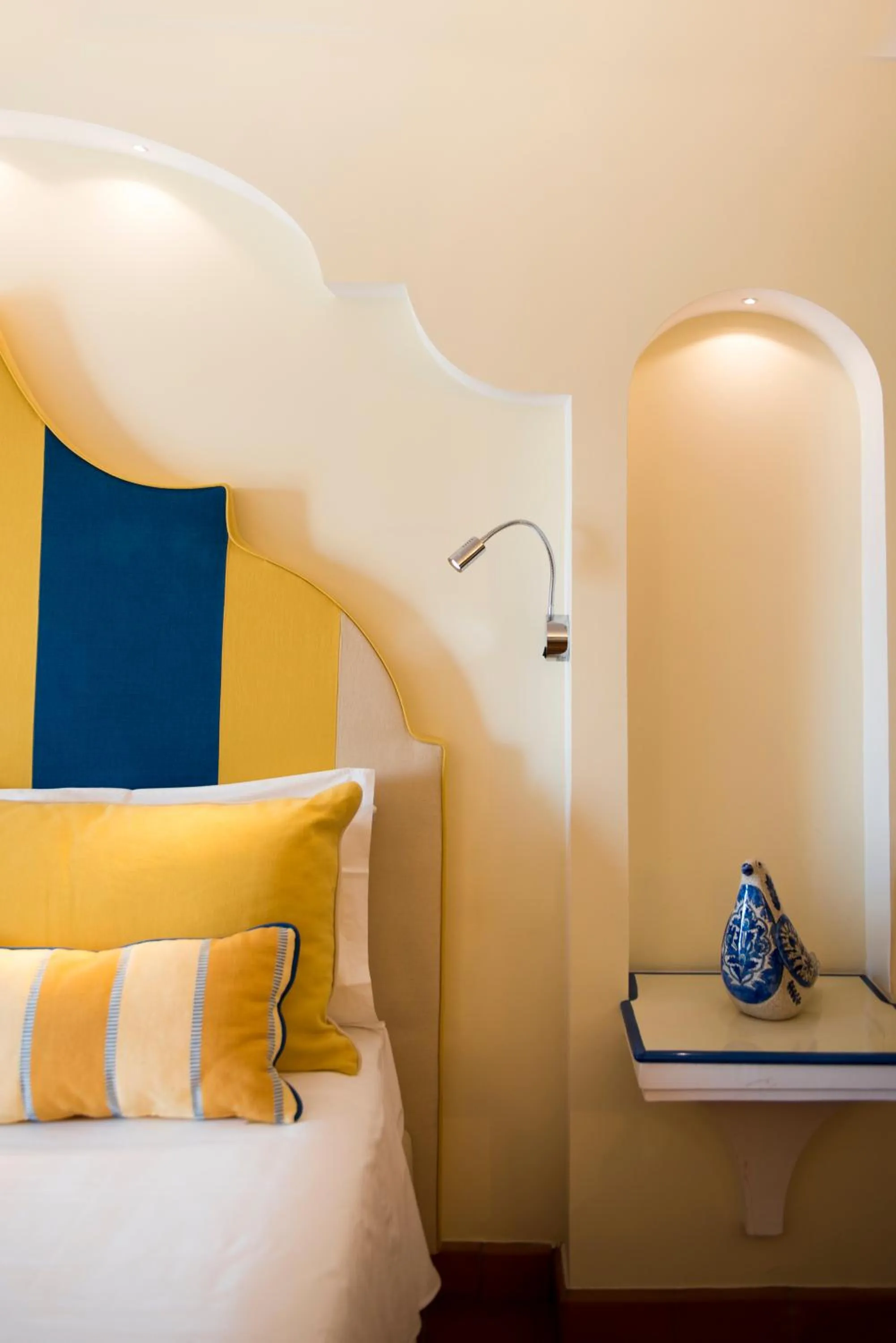 Bedroom, Bed in Hotel Punta Regina