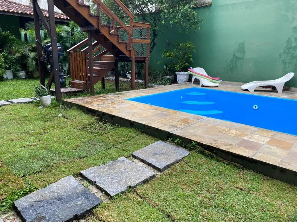 Pousada Casa de mãe aconchegante com piscina próximo à praia