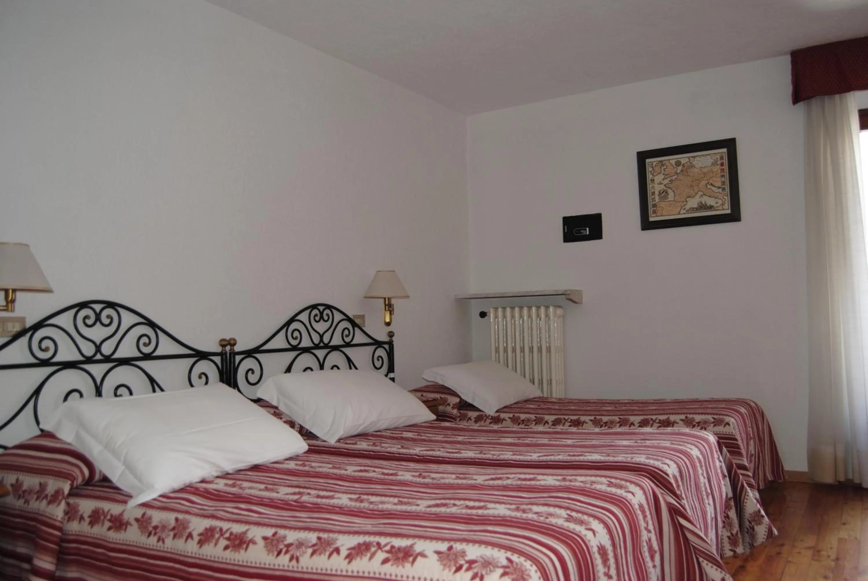 Bedroom, Bed in Centrale