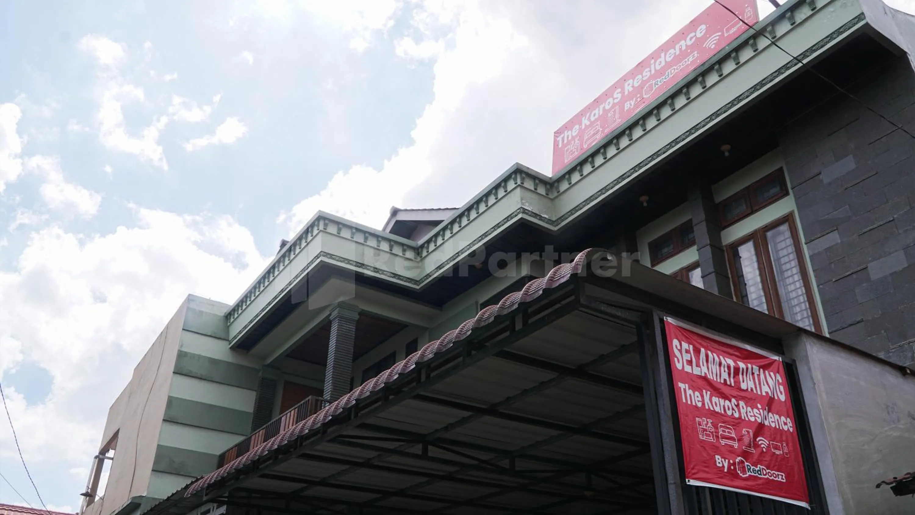 Property building in The Karo's Residence Mitra RedDoorz